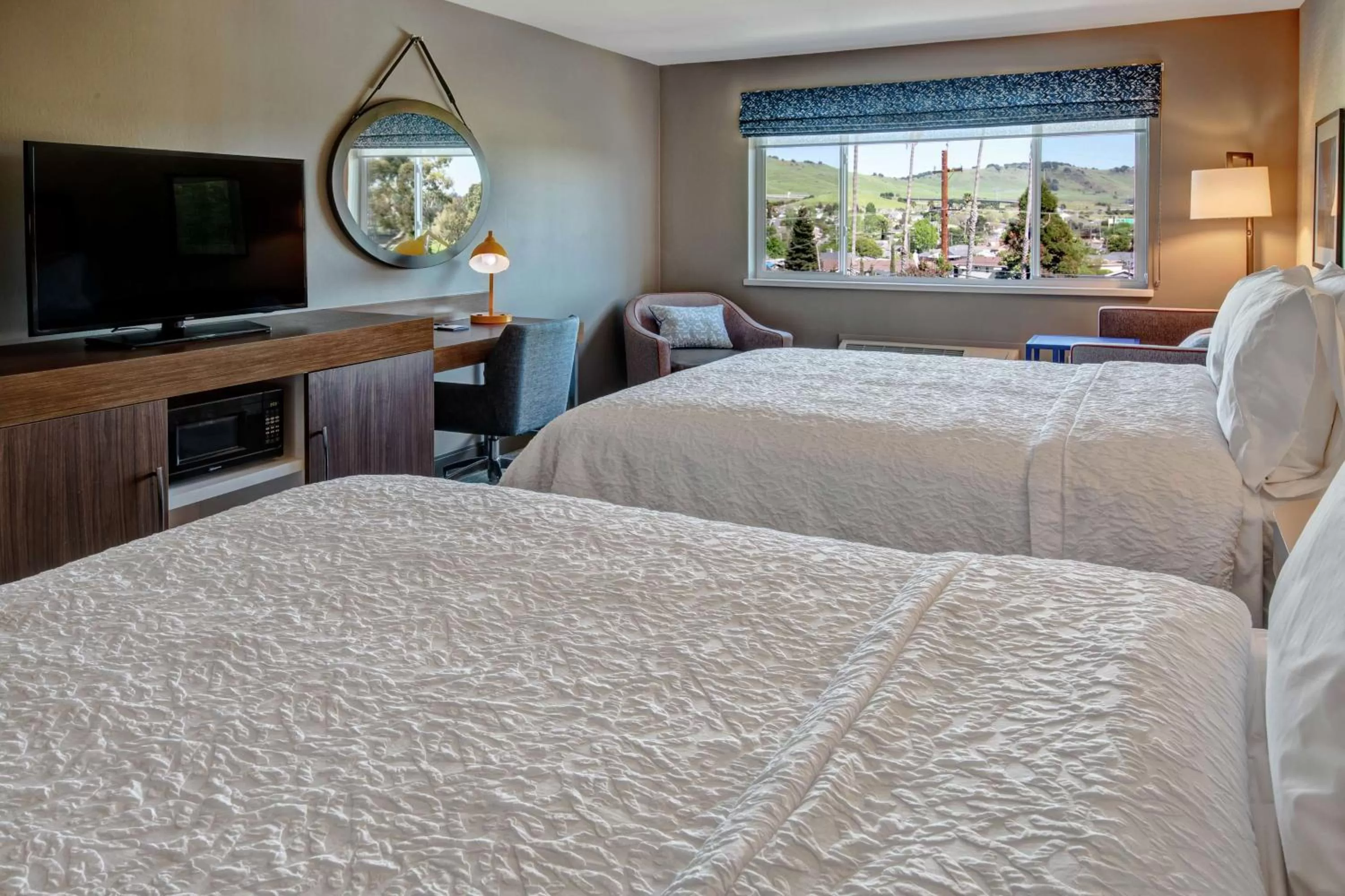 Bedroom, Bed in Hampton Inn Discovery Kingdom Napa Gateway