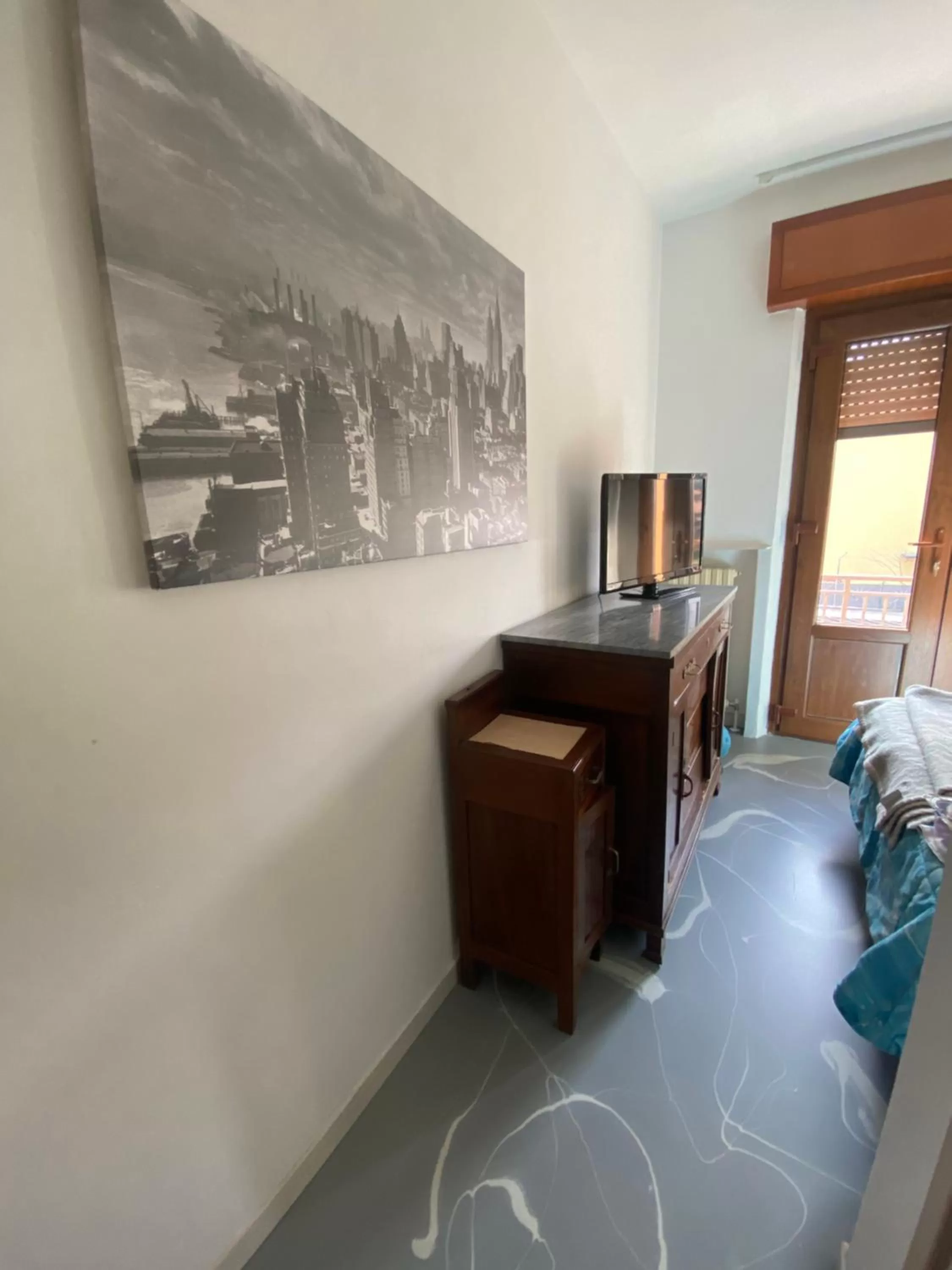 Communal lounge/ TV room, Bed in Macloud pub B&B