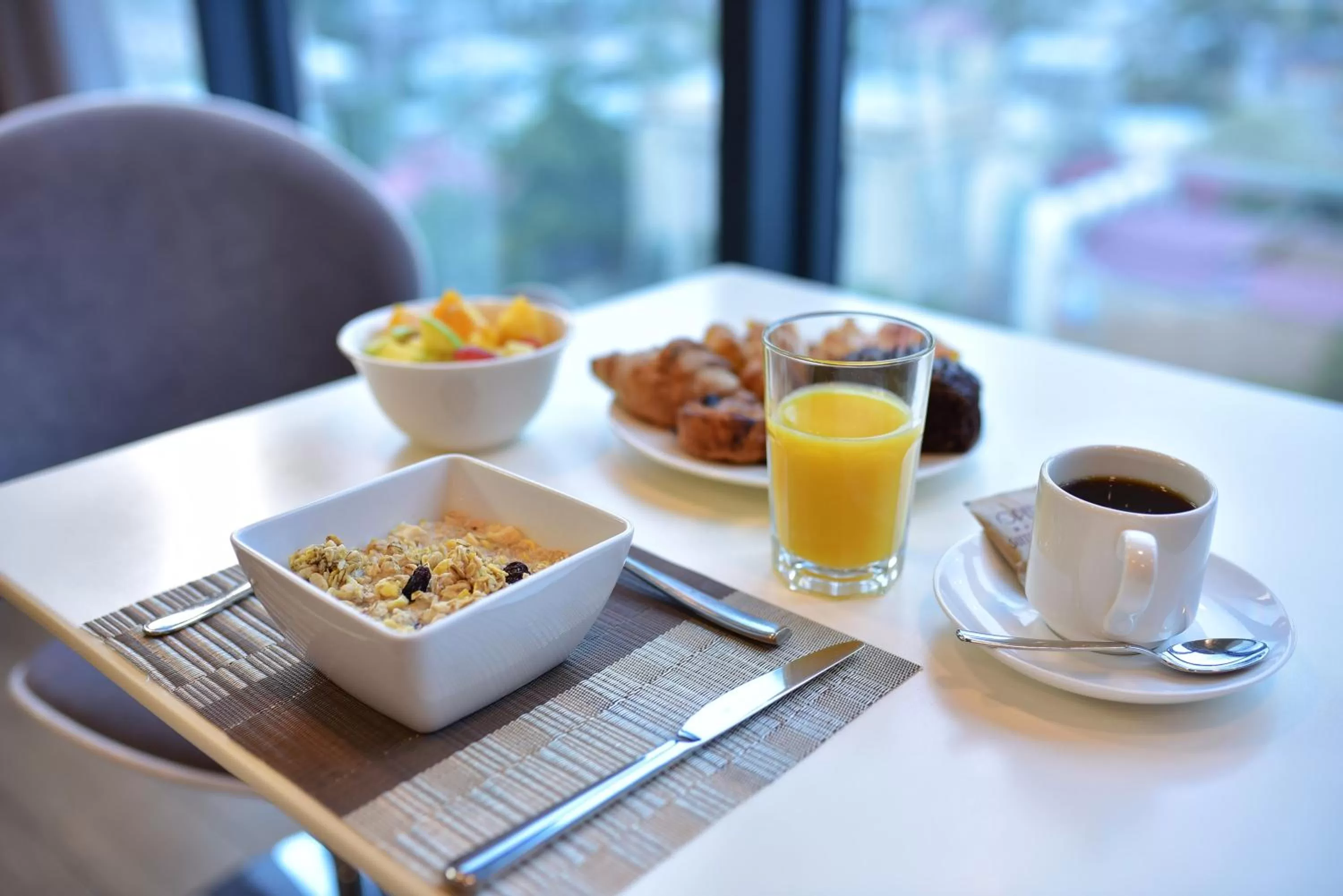 Food in Opera Suite Hotel