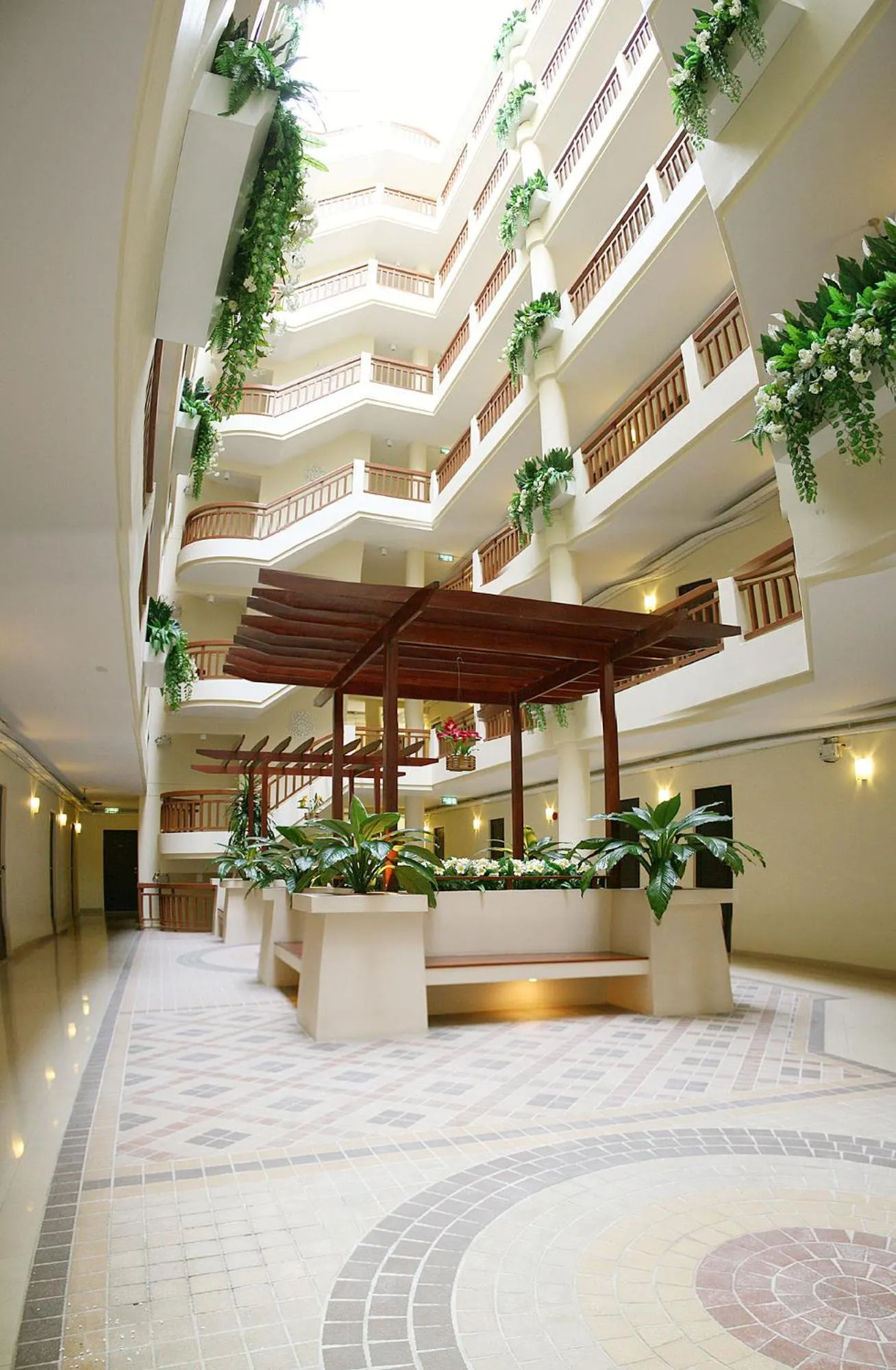 Facade/entrance in K.V.Mansion