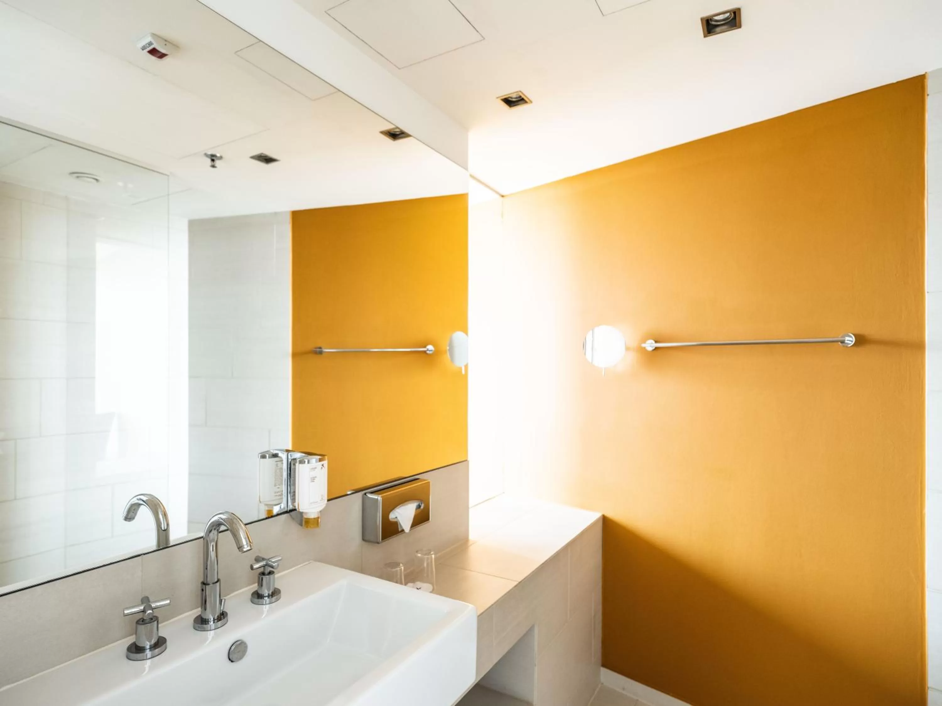 Bathroom in Falkensteiner Hotel Bratislava