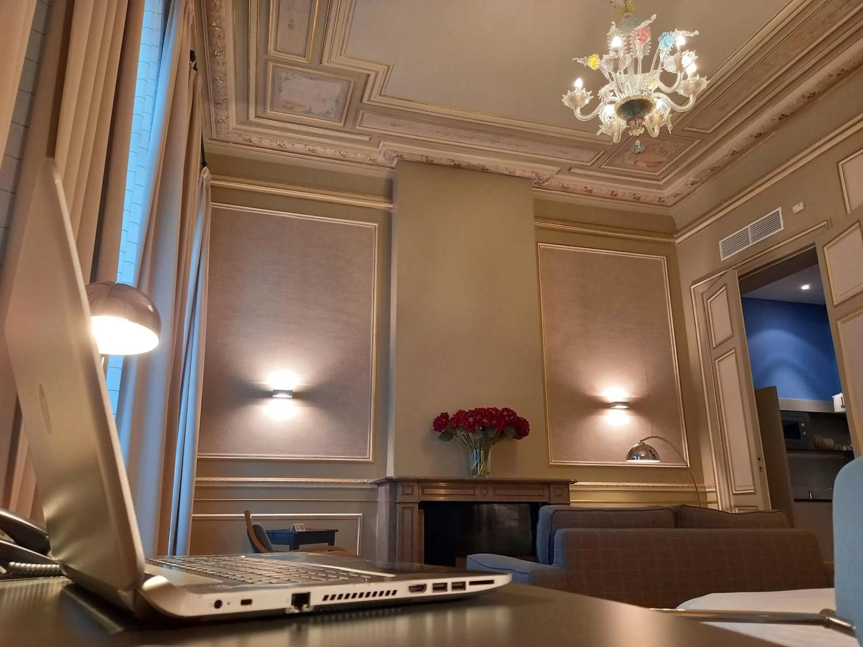 Seating area in MAS Aparthotel EU