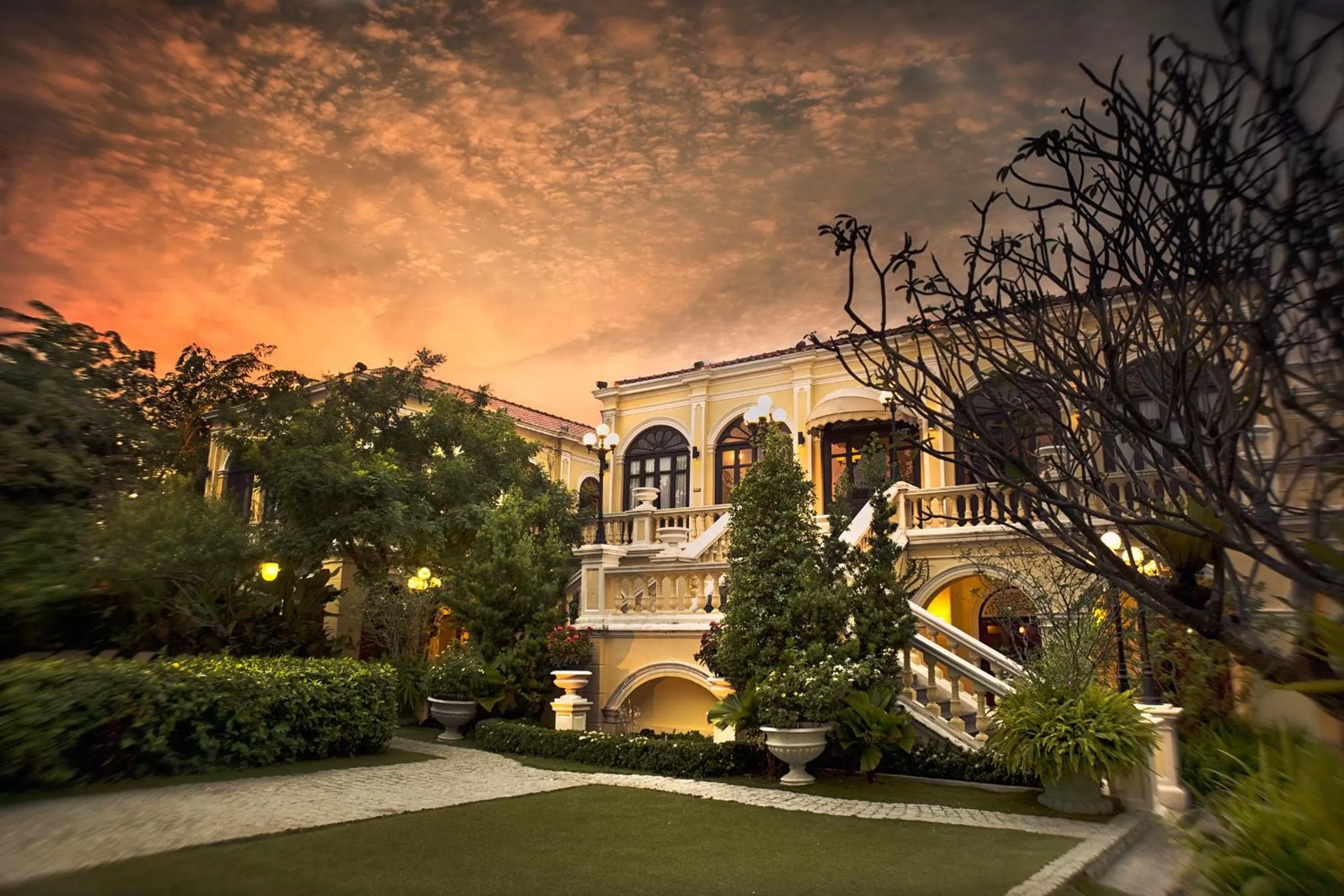 Facade/entrance in Praya Palazzo