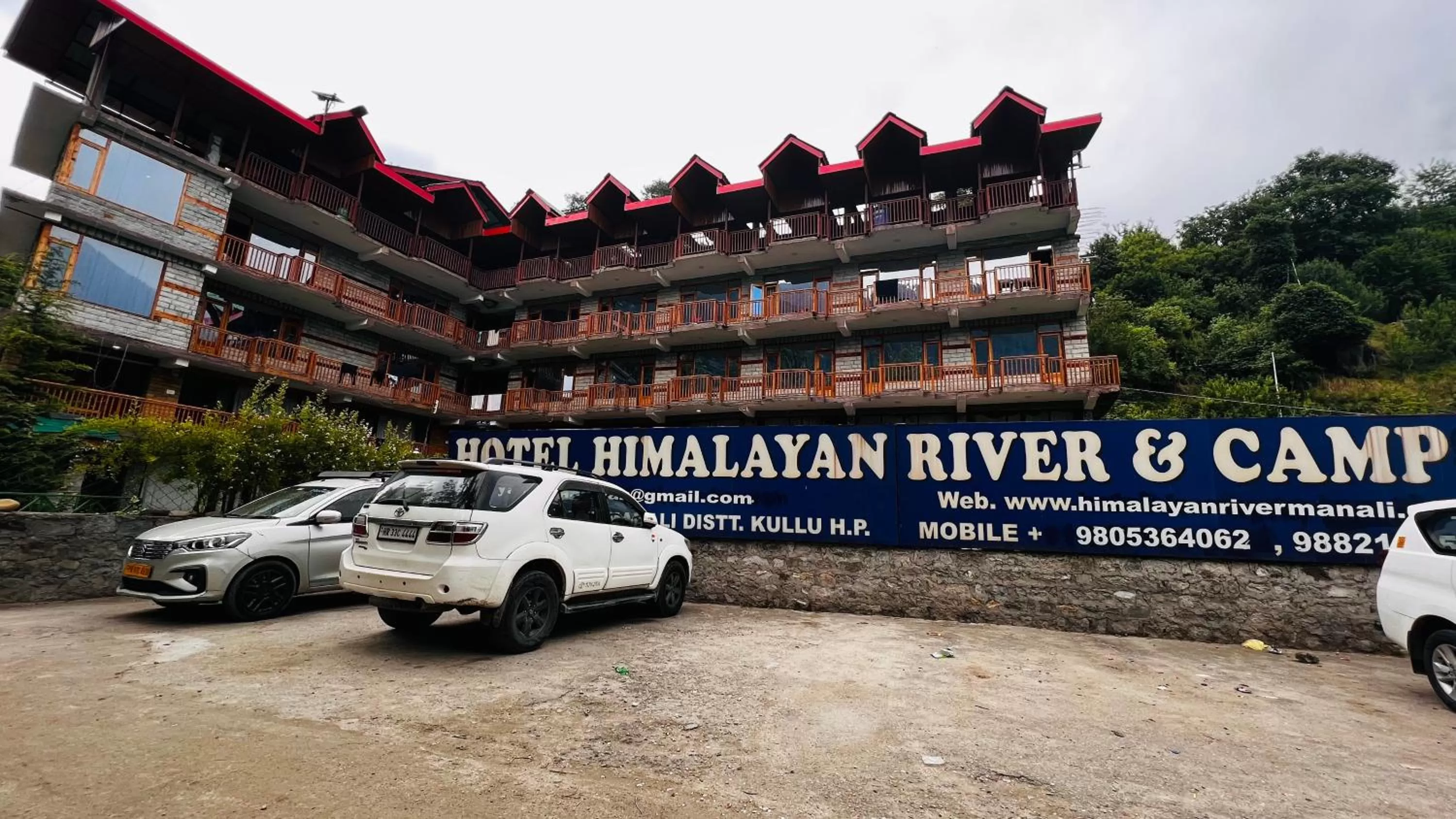 Property Building in Himalayan Riverside Resort, Manali