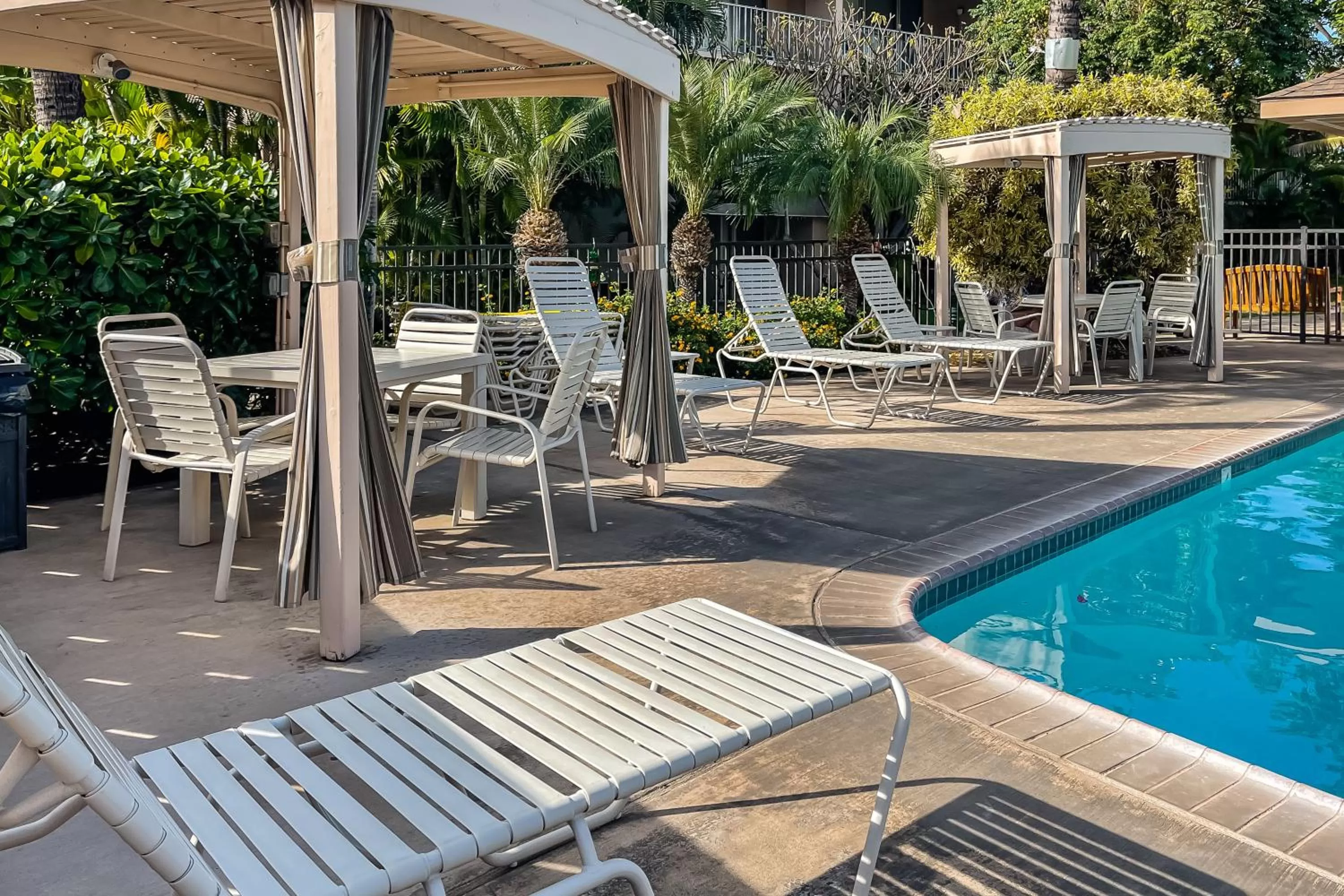 Swimming Pool in Kihei Kai Nani