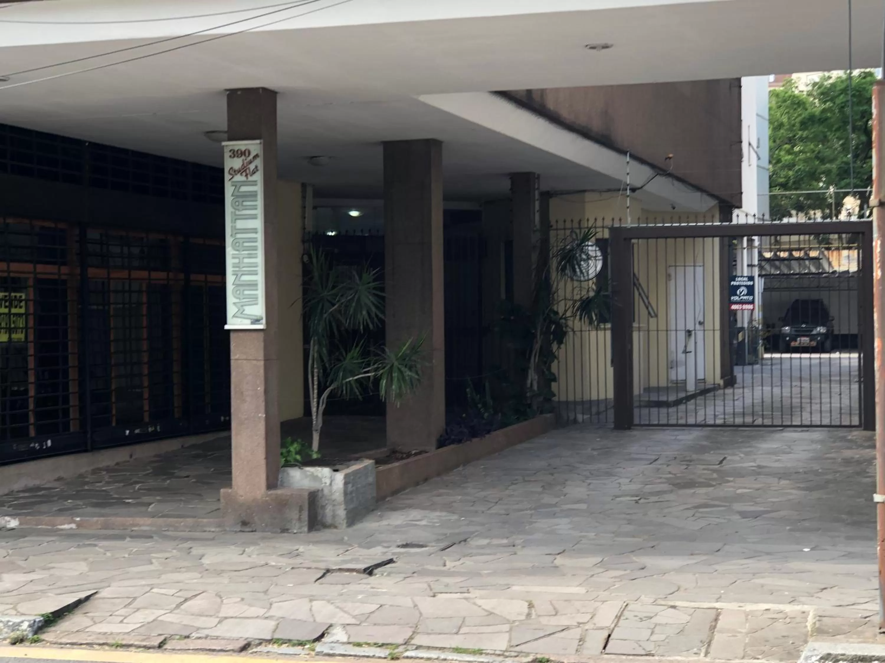 Manhattan Apart Hotel