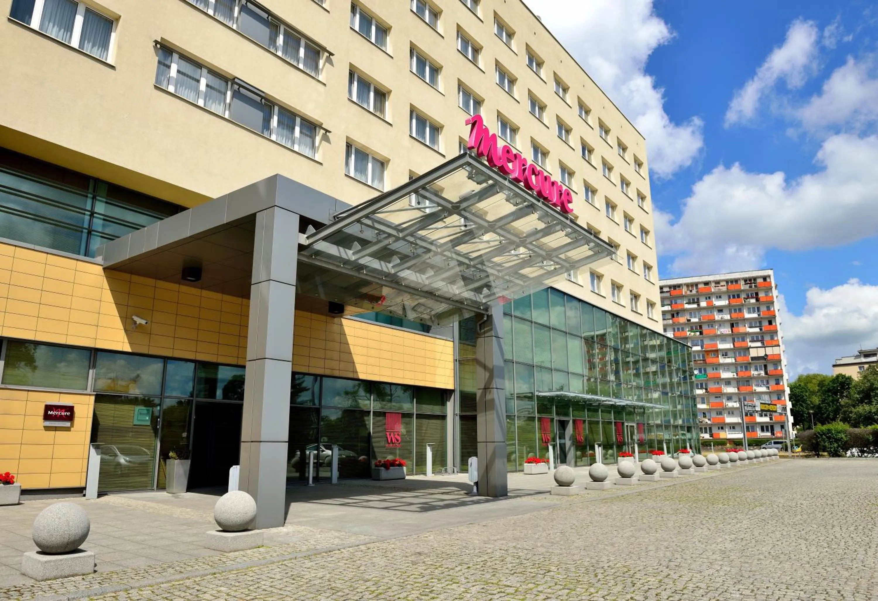 Facade/entrance in Hotel Mercure Toruń Centrum