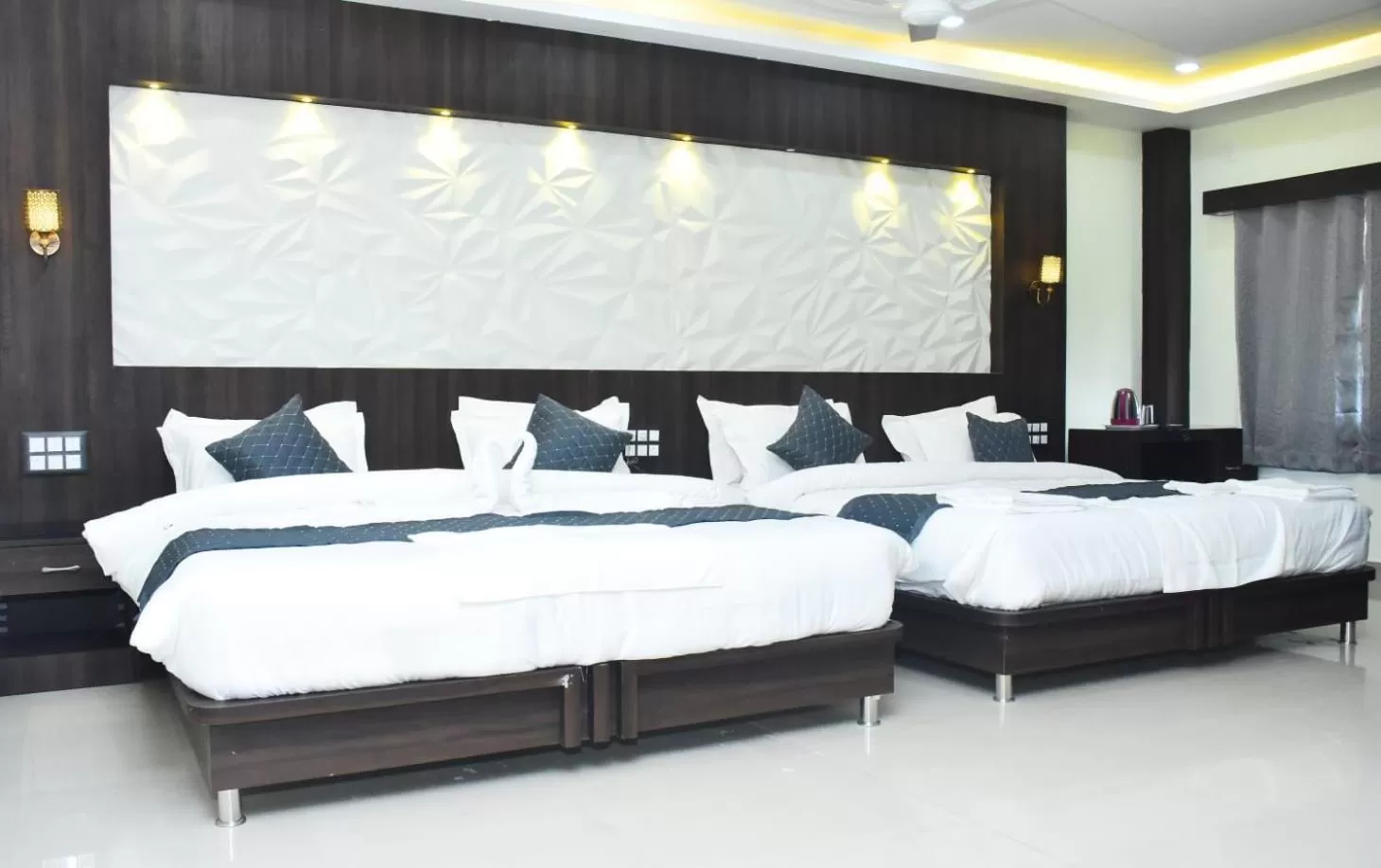 Bed in Hotel La Gowri, Coorg