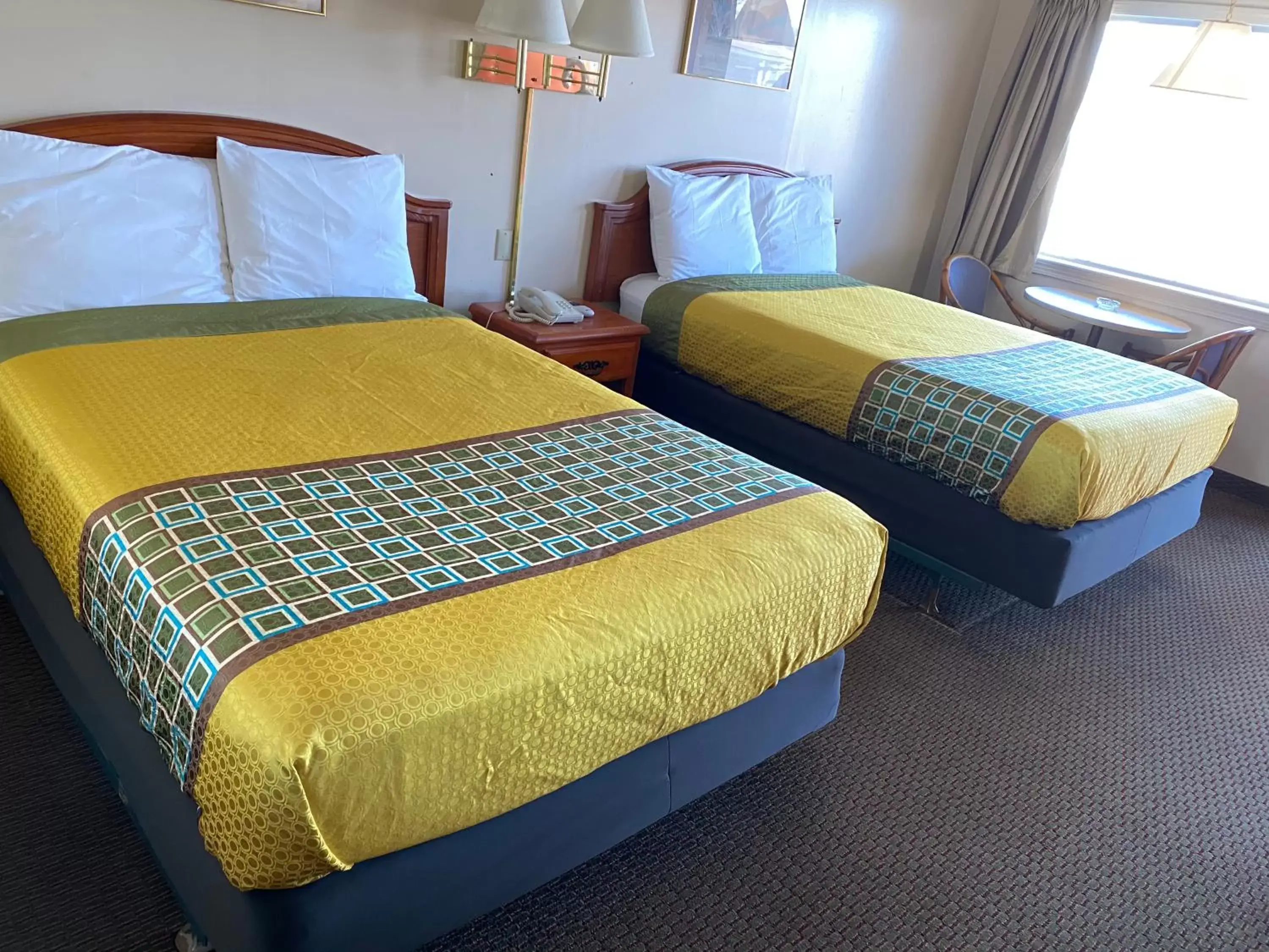 Room with Two Double Beds - Smoking in Parkview Motel Room with Two Double Beds - Smoking in Parkview Motel