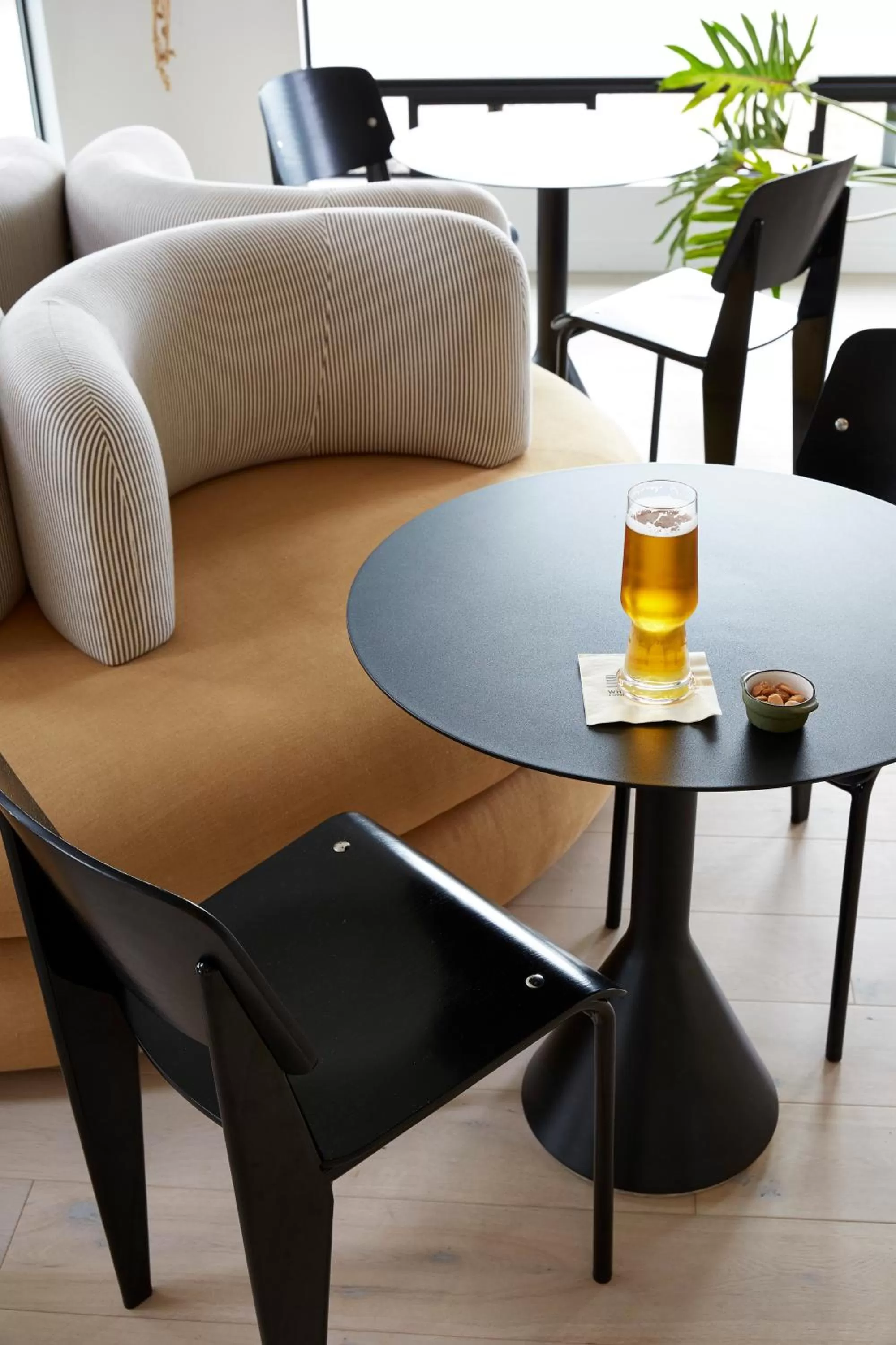 Lounge or bar in White Water