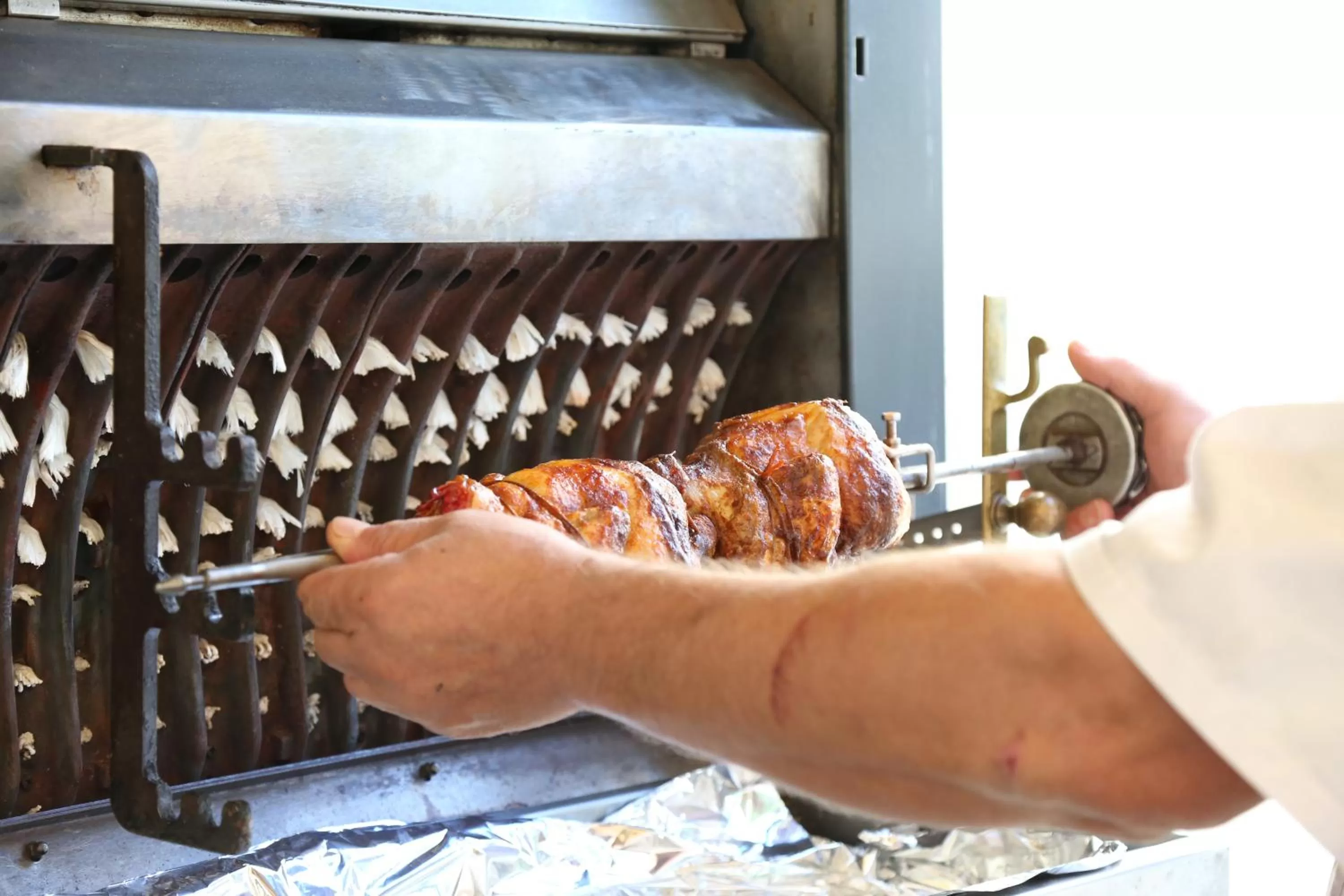 Restaurant/places to eat in Al Pozz Boutique Resort