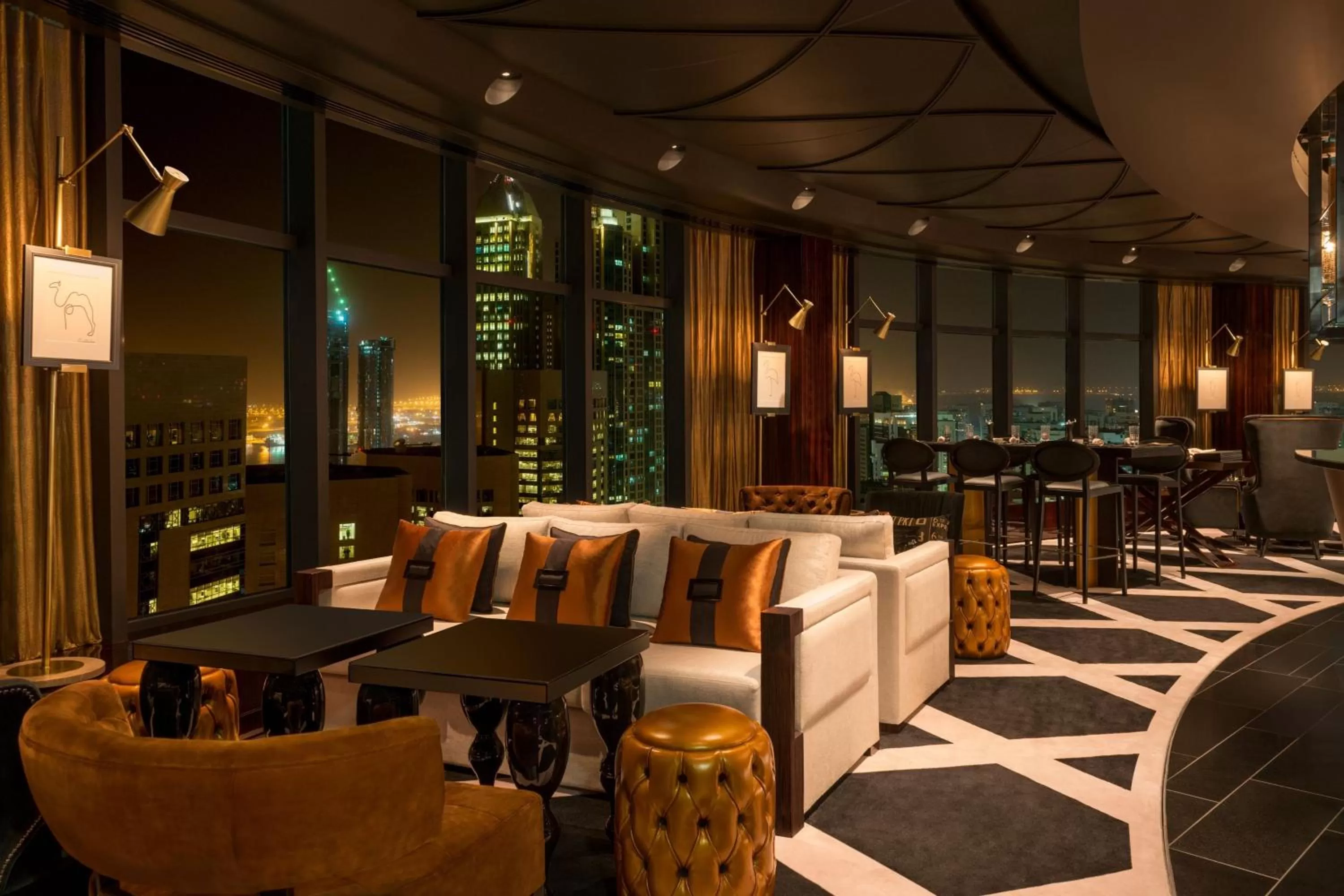 Lounge or bar in Le Royal Meridien Abu Dhabi