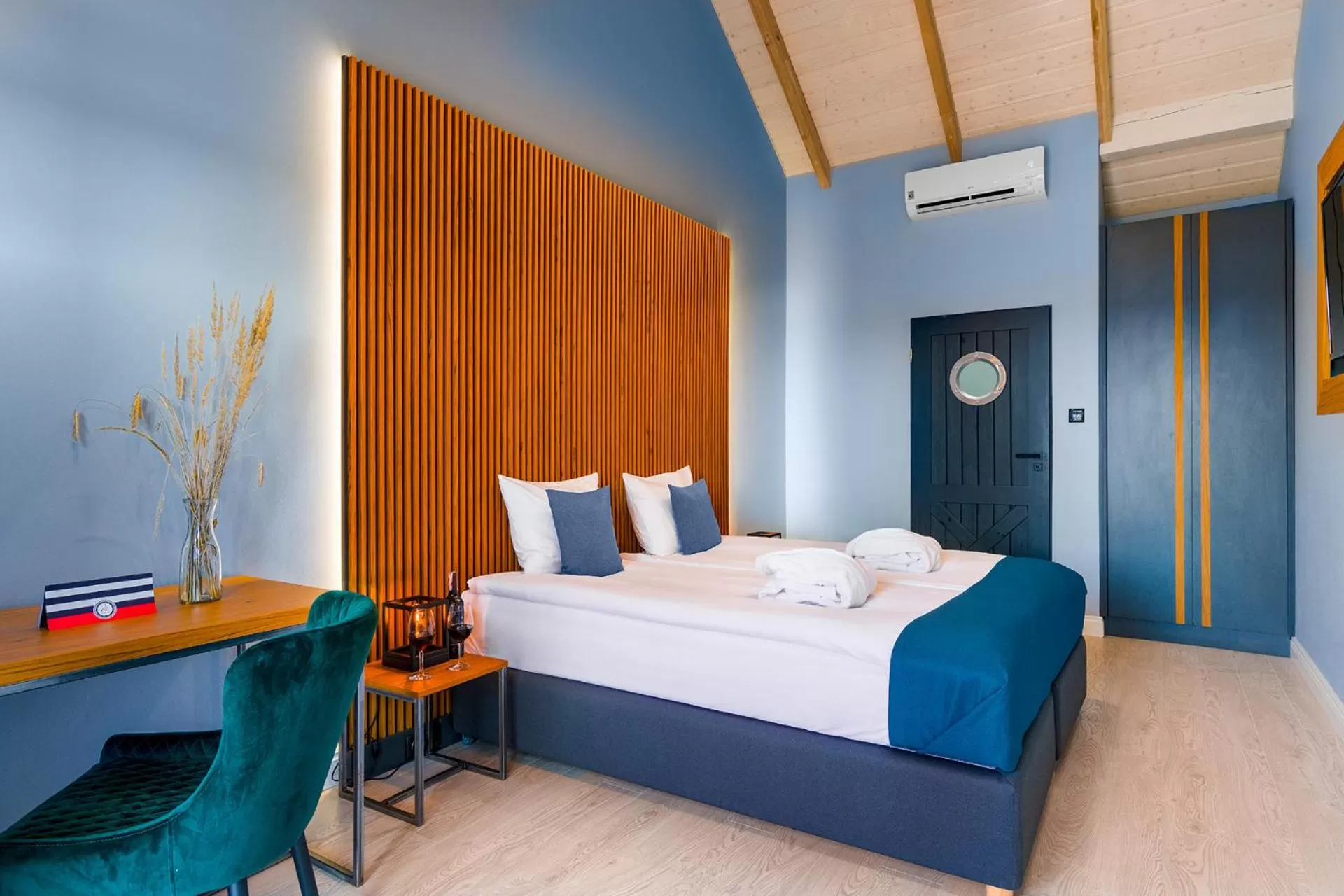 Photo of the whole room, Bed in Kurort Kameralny