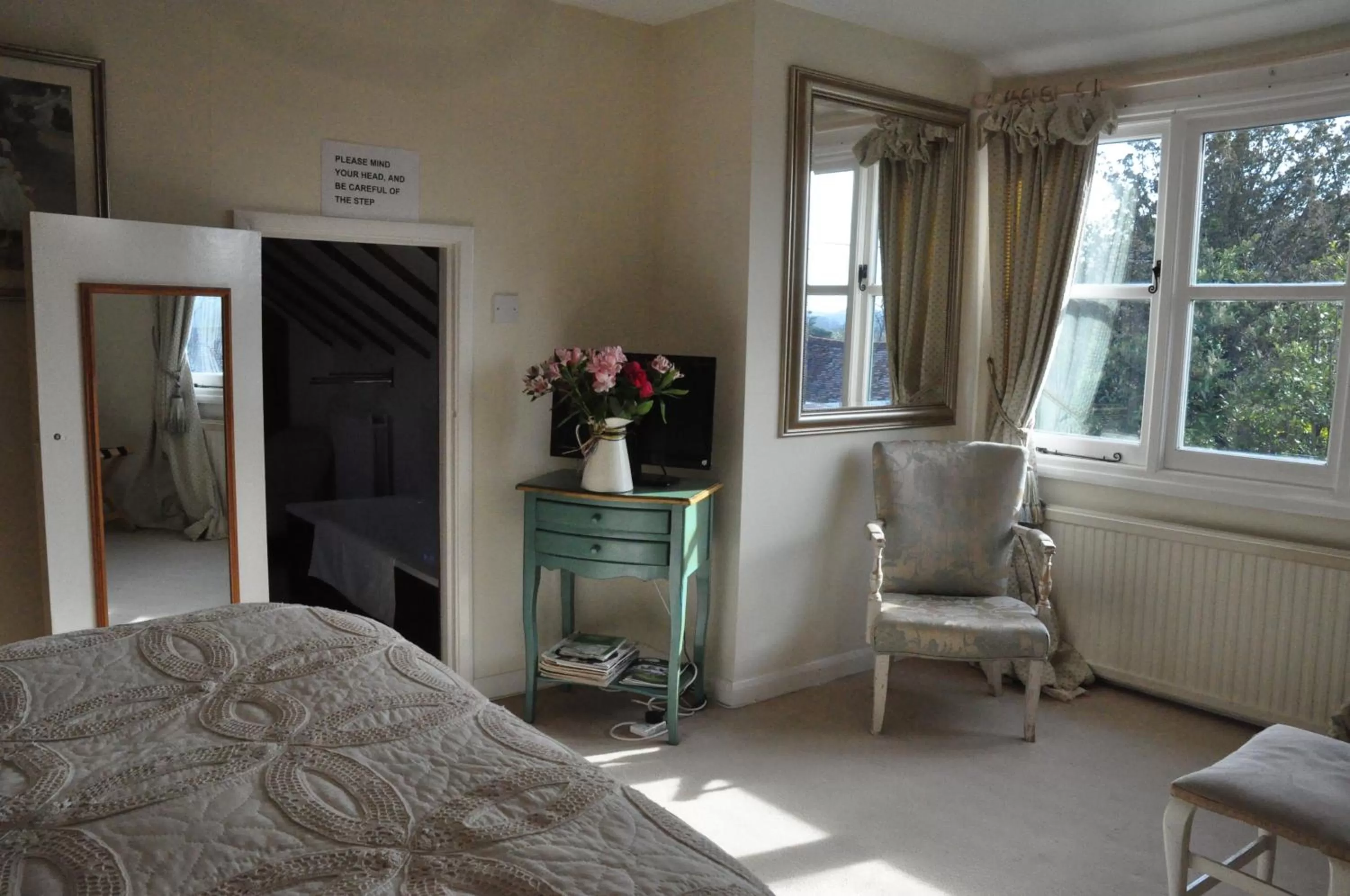 Photo of the whole room in Little Tidebrook Farm