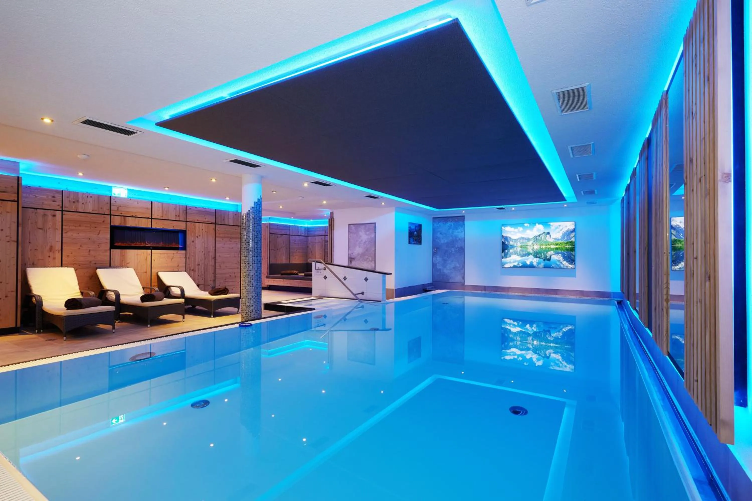 Swimming pool in Hotel Rupertihof