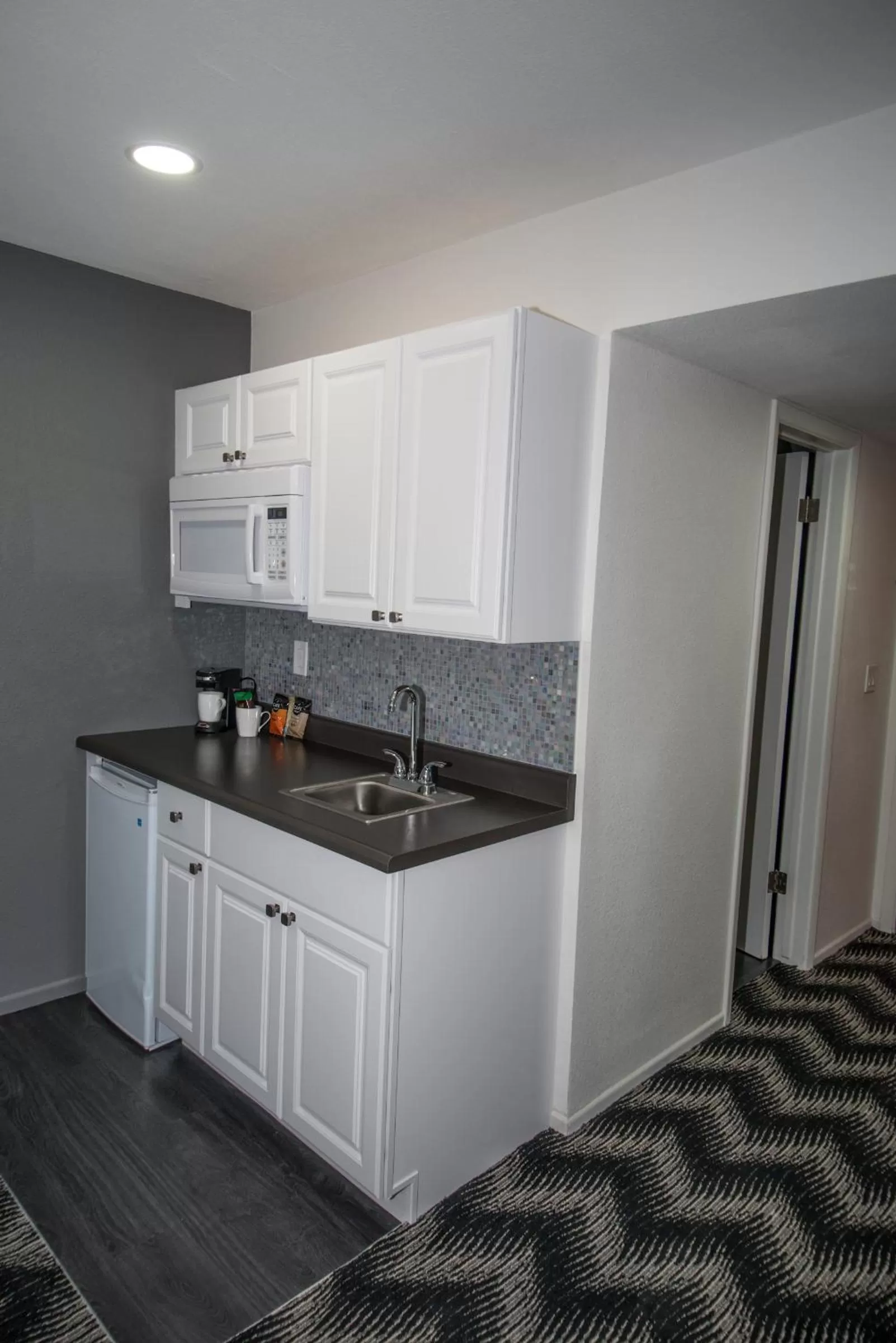Kitchen or kitchenette in Siegel Select LV Strip-Convention Center
