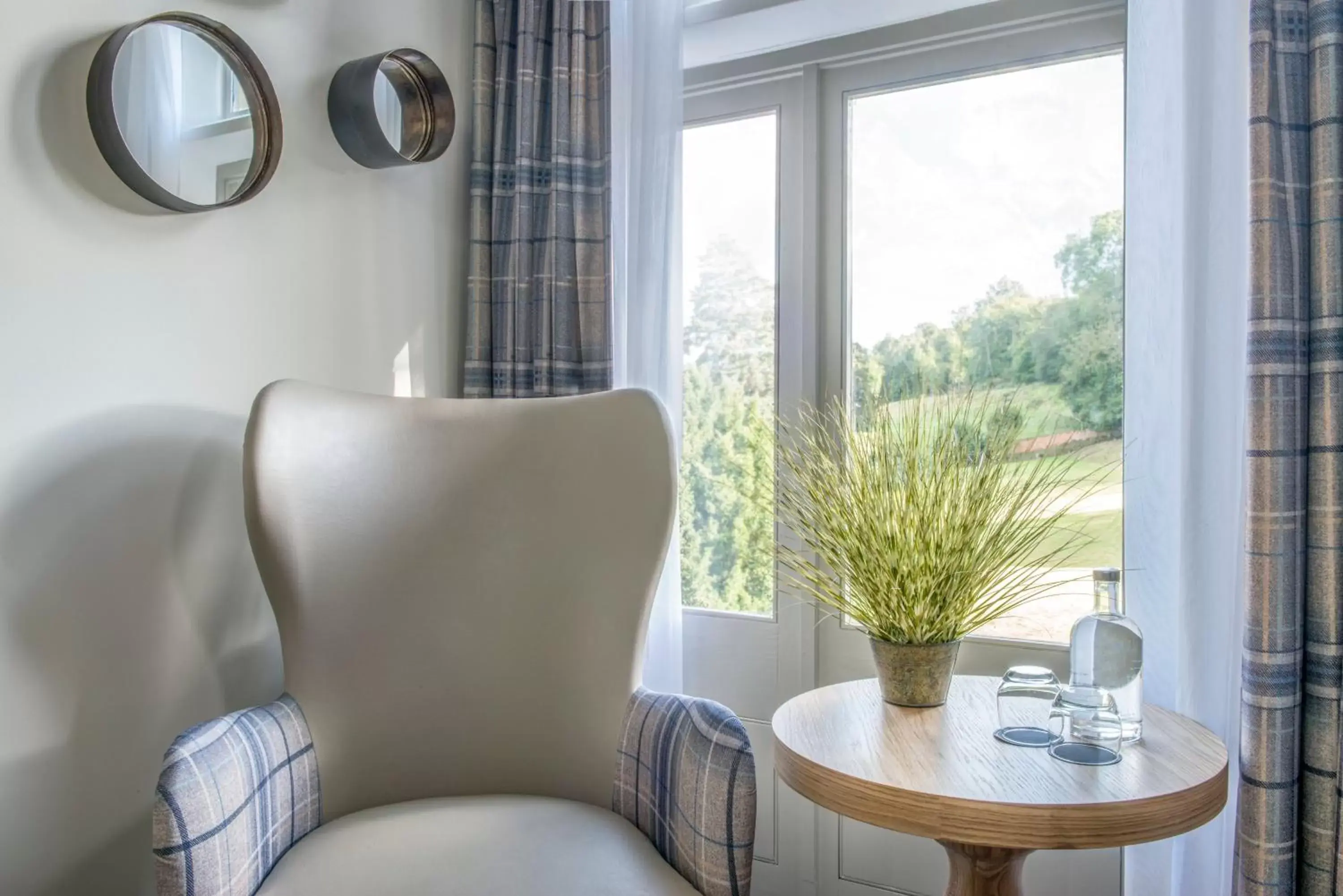 Premium Double Room with Garden View in Wotton House Premium Double Room with Garden View in Wotton House