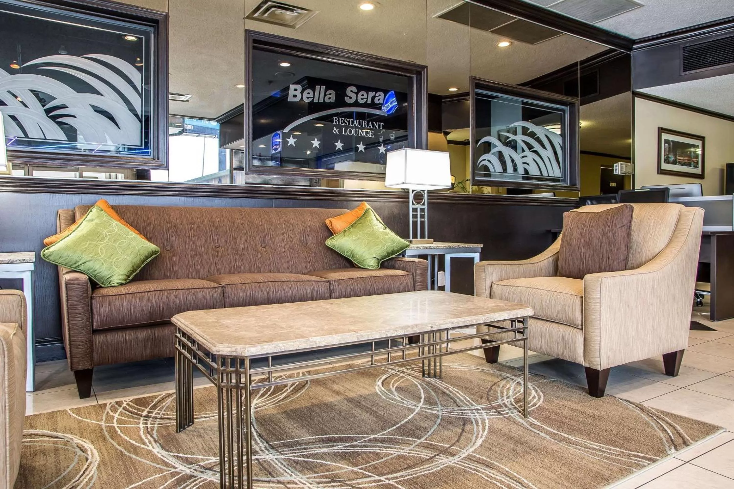 Lobby or reception in Quality Inn O'Hare Airport
