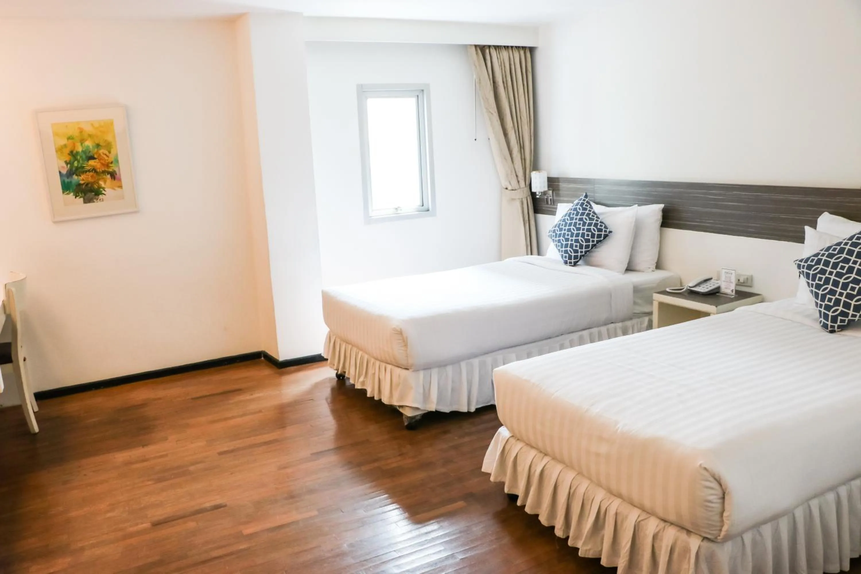 City view, Bed in The Mini R Ratchada