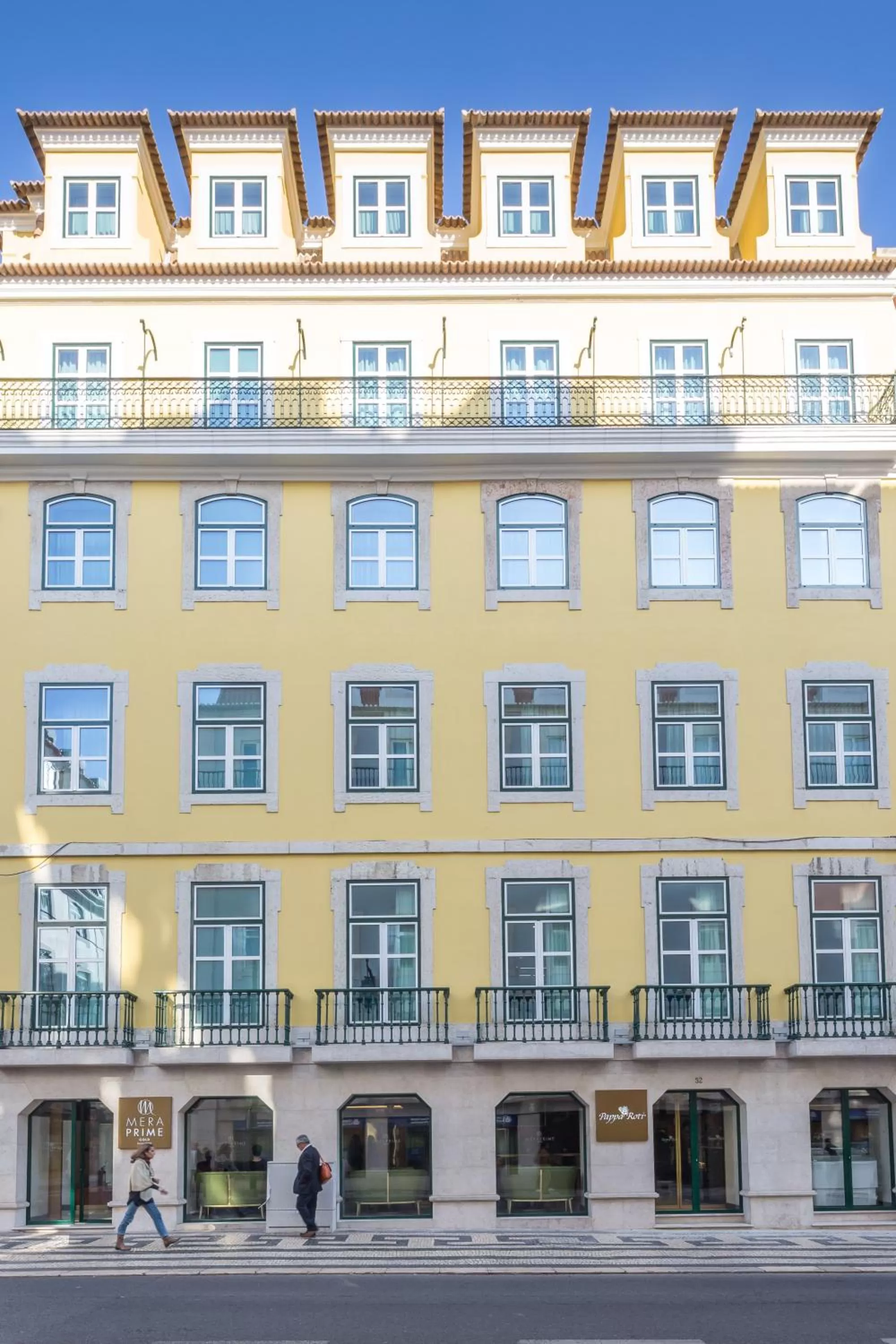 Property building in Hotel MeraPrime Gold Lisboa