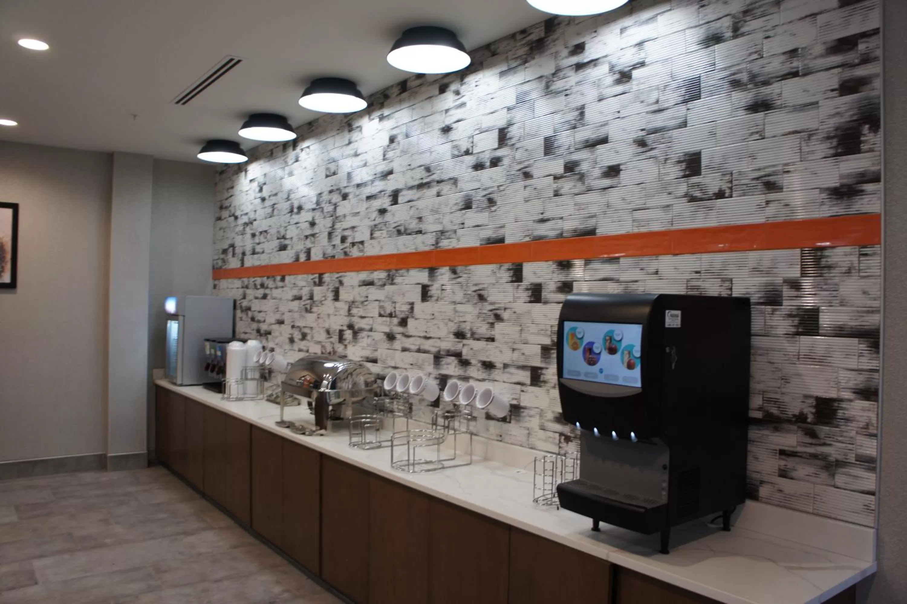 Restaurant/places to eat in La Quinta Inn & Suites by Wyndham Oxford