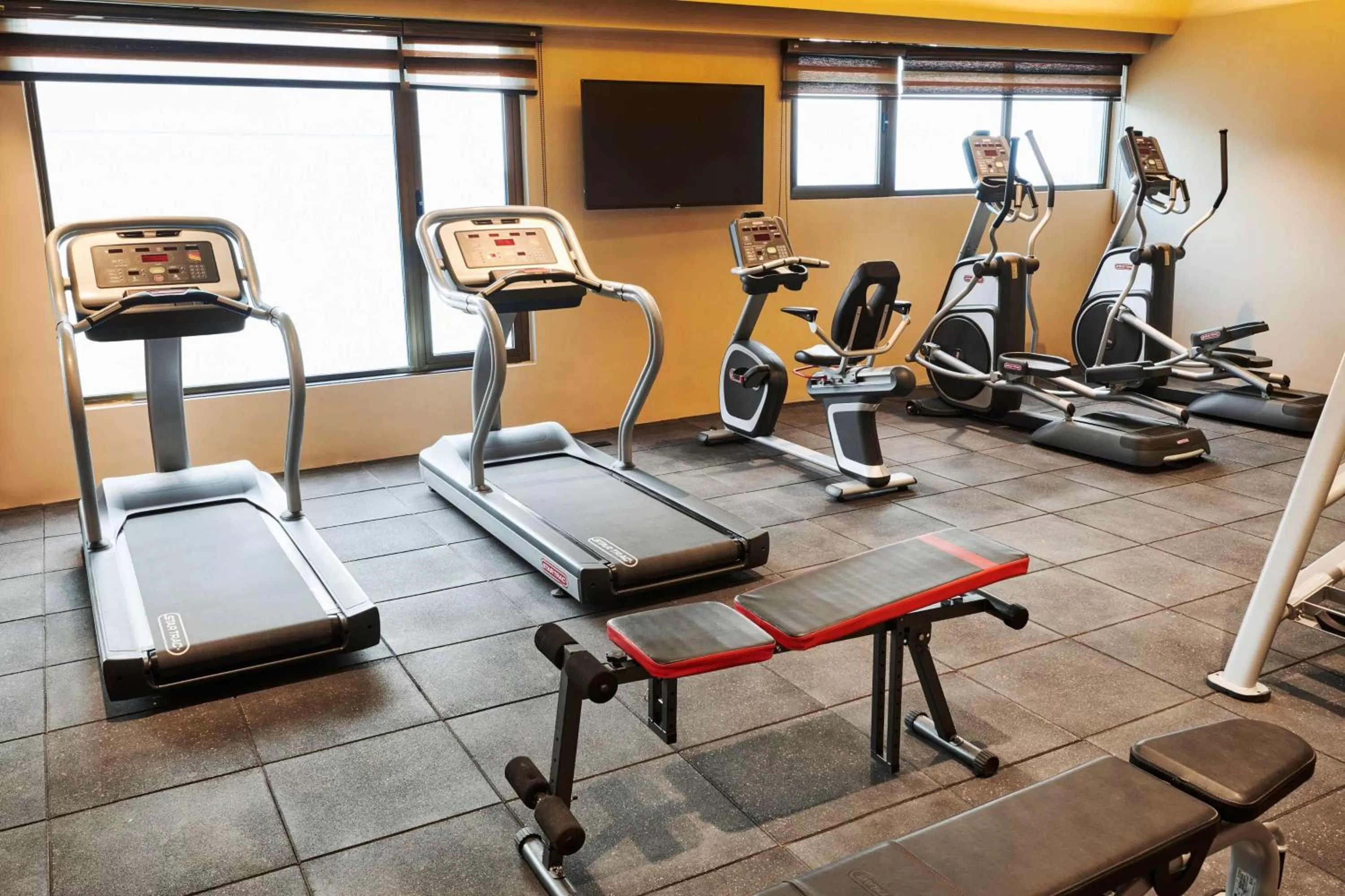 Fitness centre/facilities in Hilton Garden Inn Lucknow