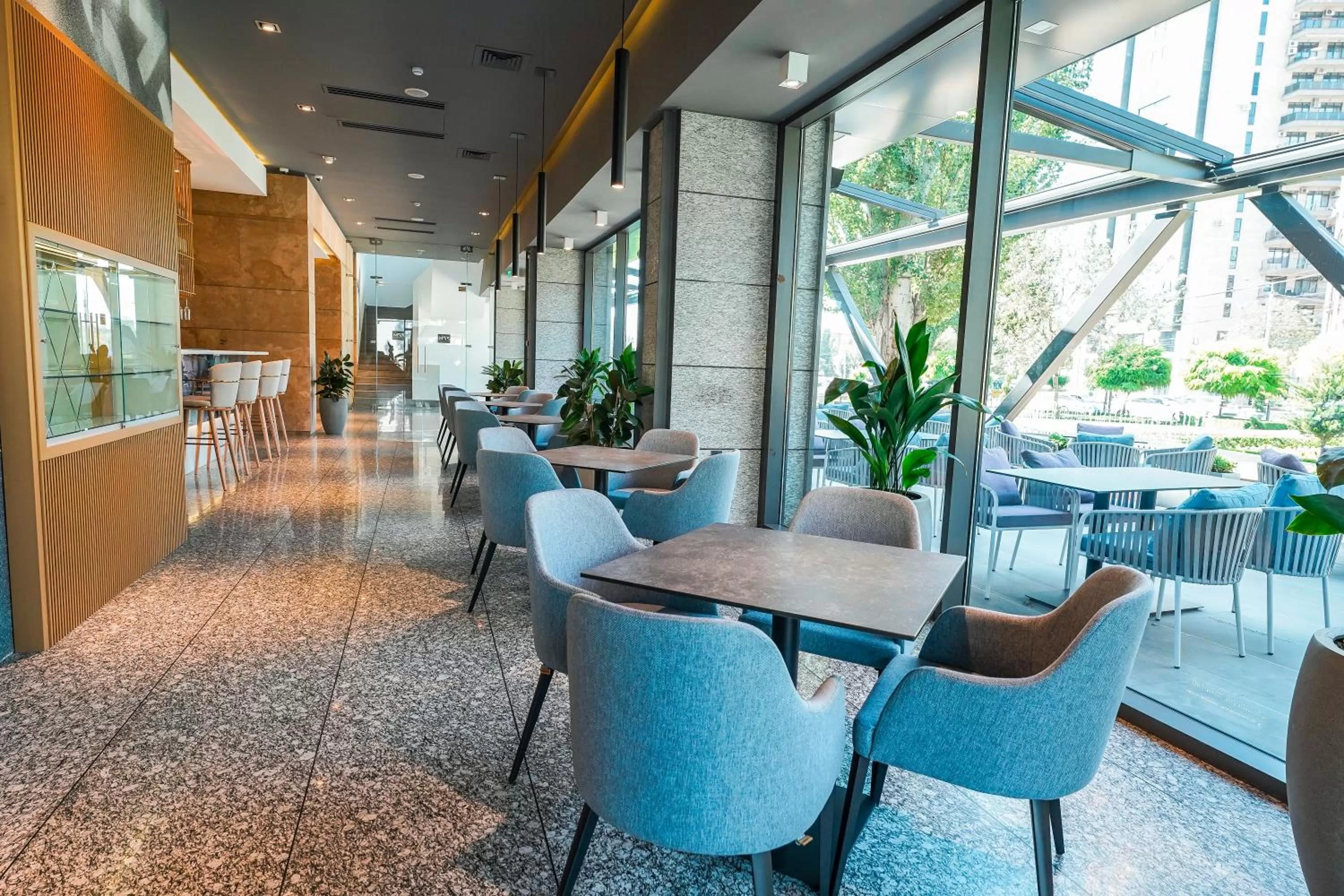 Restaurant/places to eat in Messier 53 Hotel Yerevan