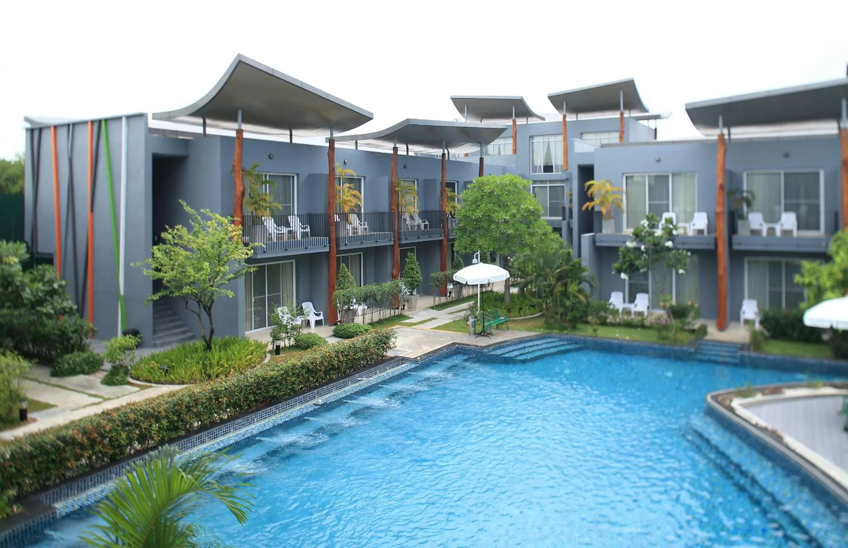 Swimming pool in Paeva Luxury Serviced Residence SHA