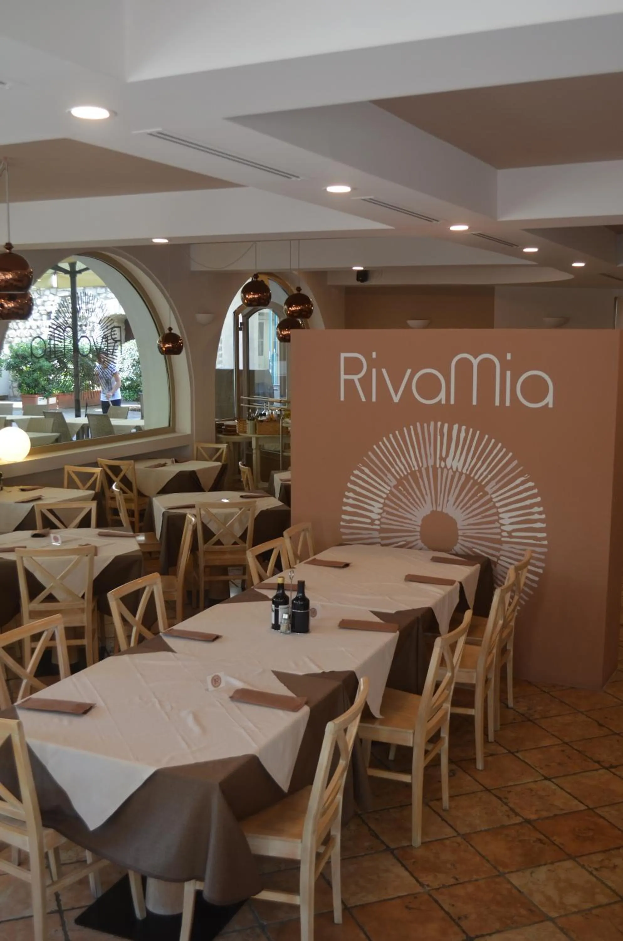 Restaurant/places to eat in Hotel RivaMia