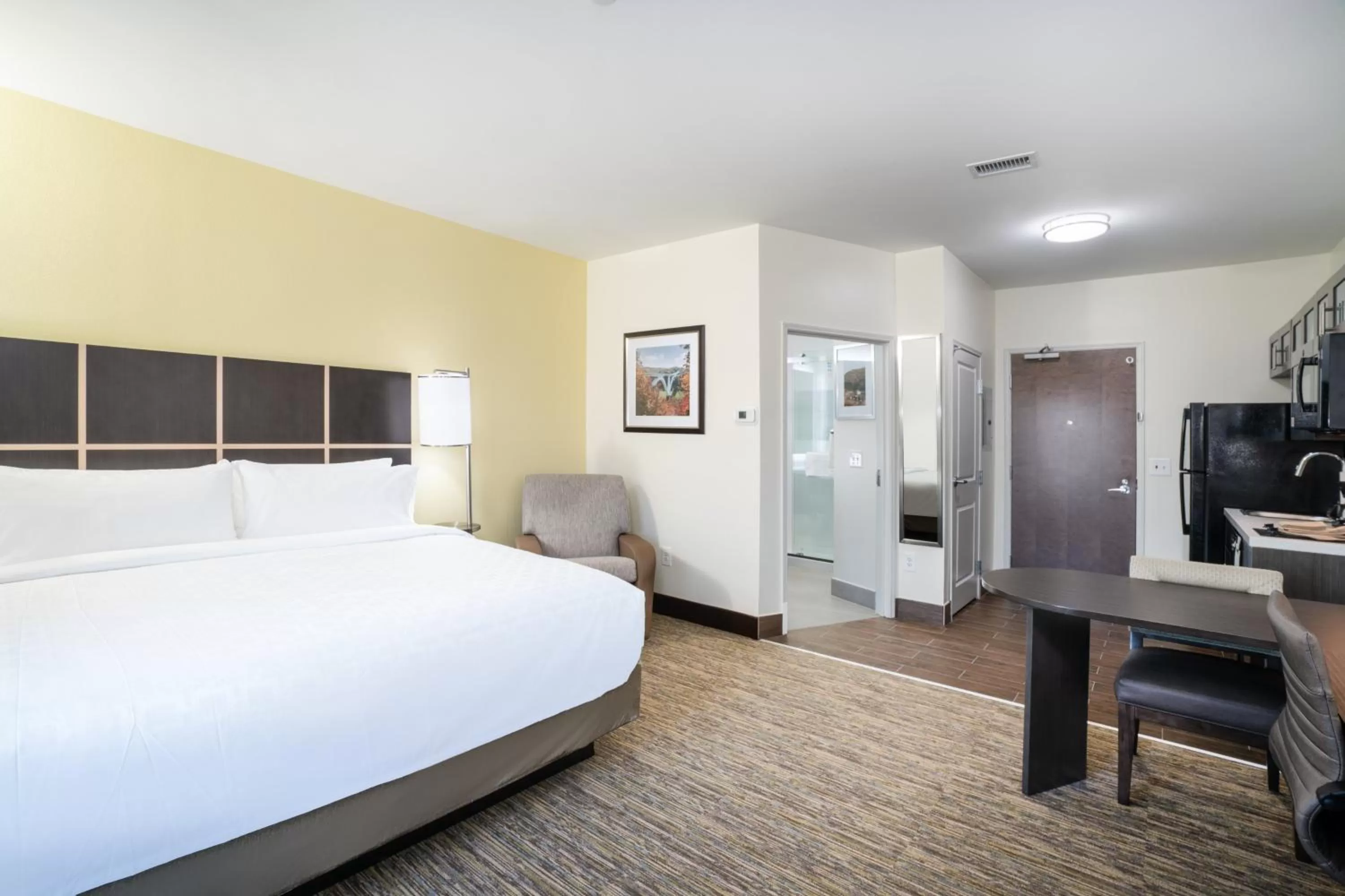 Photo of the whole room, Bed in Candlewood Suites - Nashville - Franklin by IHG