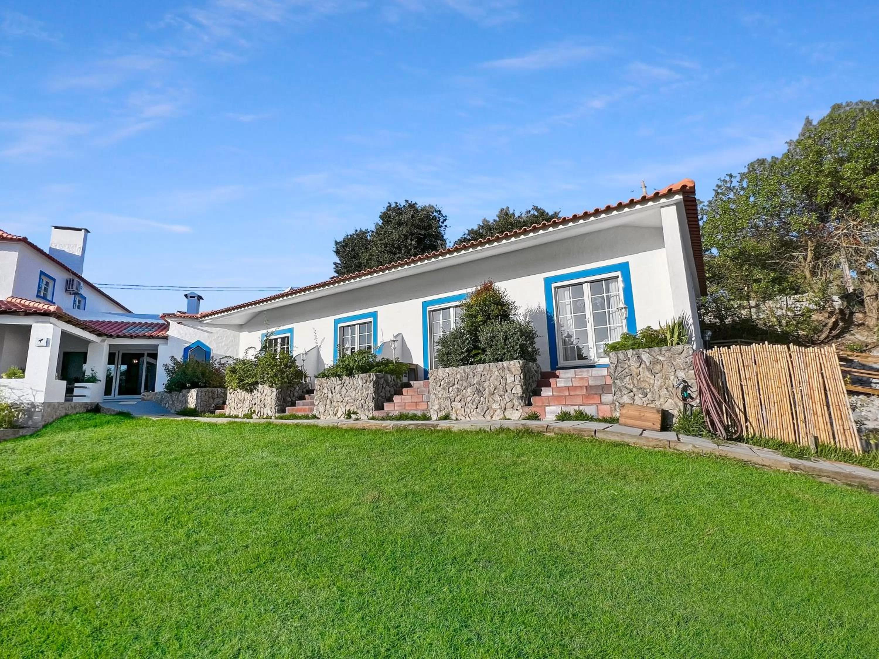 Property Building in Quinta Mourada