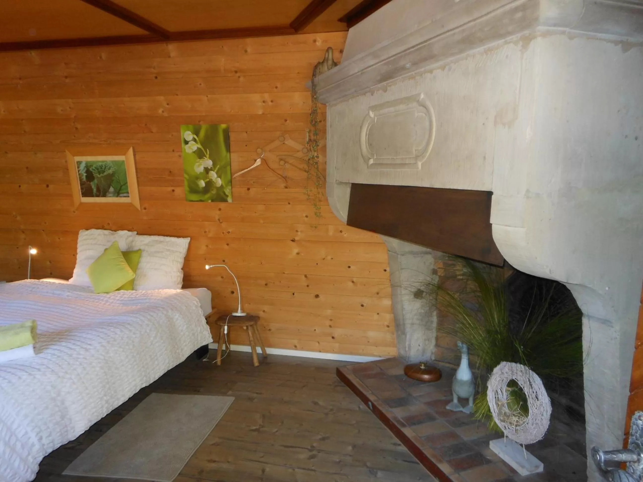 Bedroom in L'Atelier de Gisèle