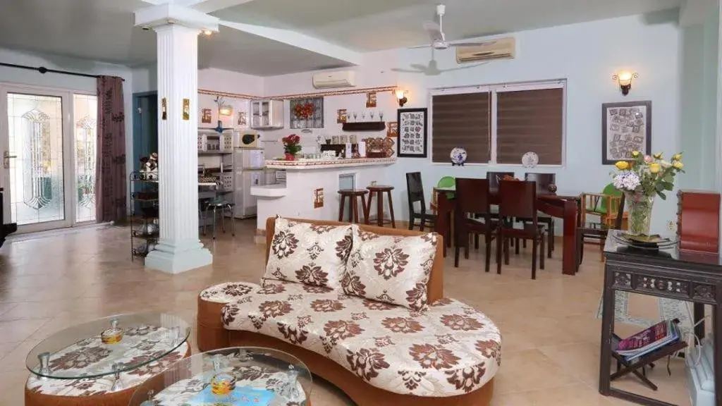 Deluxe Double or Twin Room with Balcony in An Hoa Residence Deluxe Double or Twin Room with Balcony in An Hoa Residence