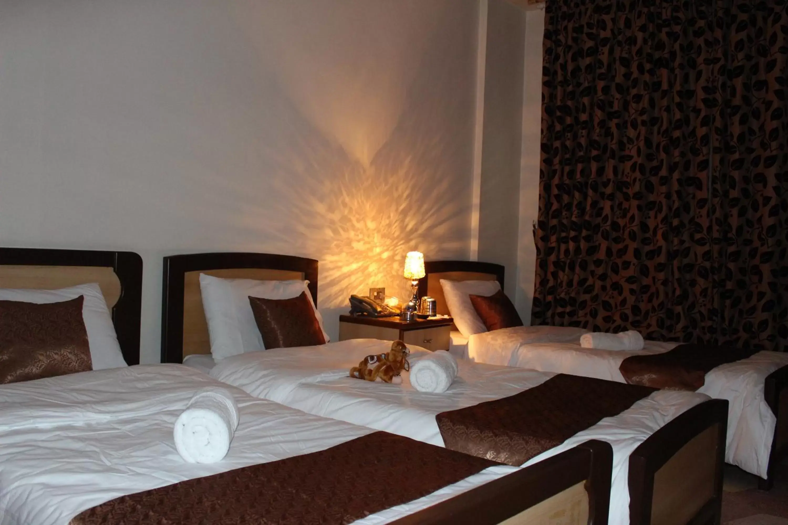 Triple Room in Arab Tower Hotel Triple Room in Arab Tower Hotel