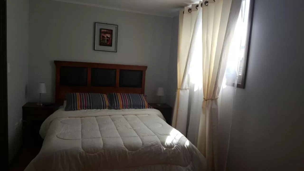 Bed, Room Photo in Hotel con C