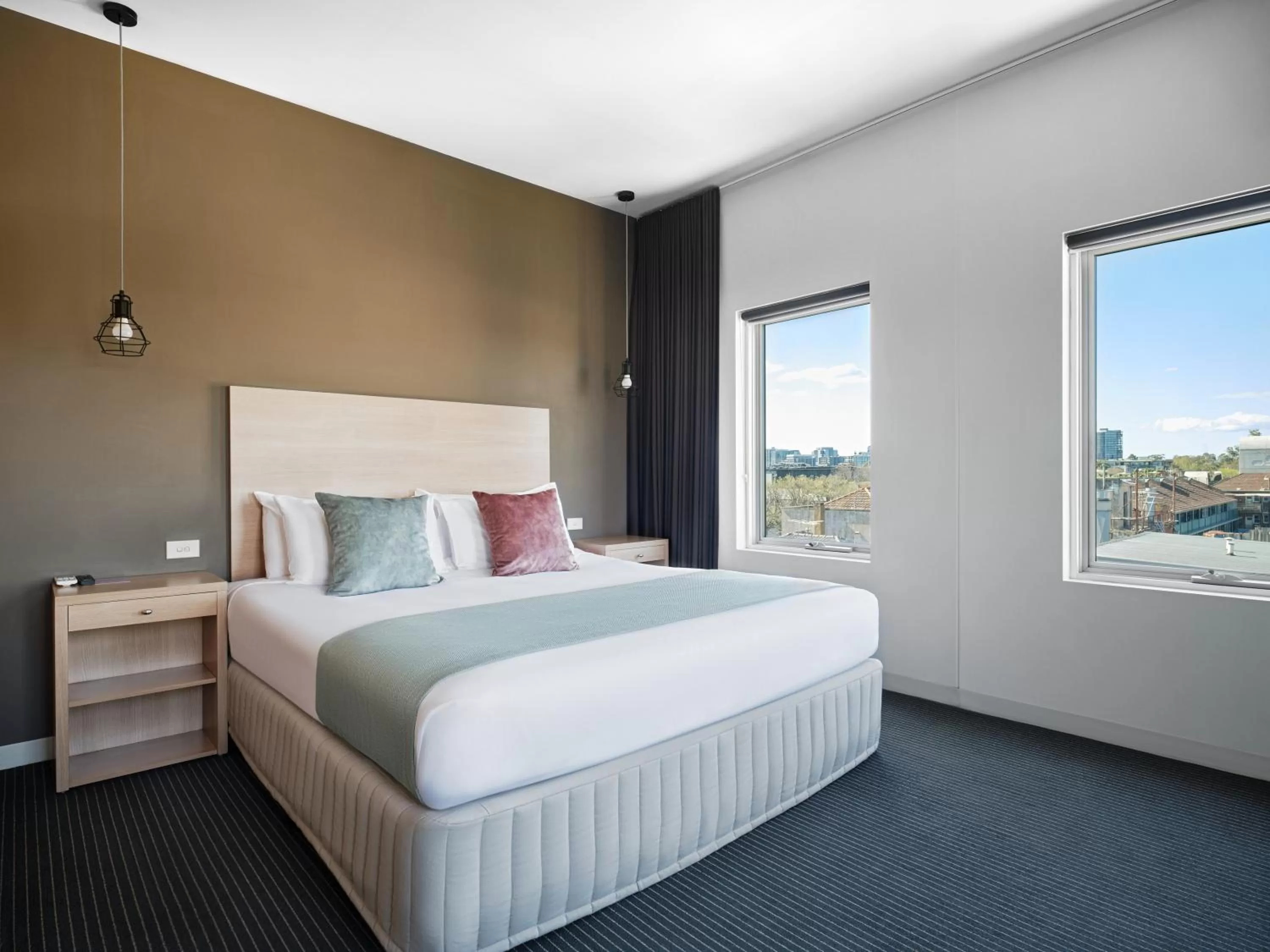 Bed in Saint Kilda Beach Hotel