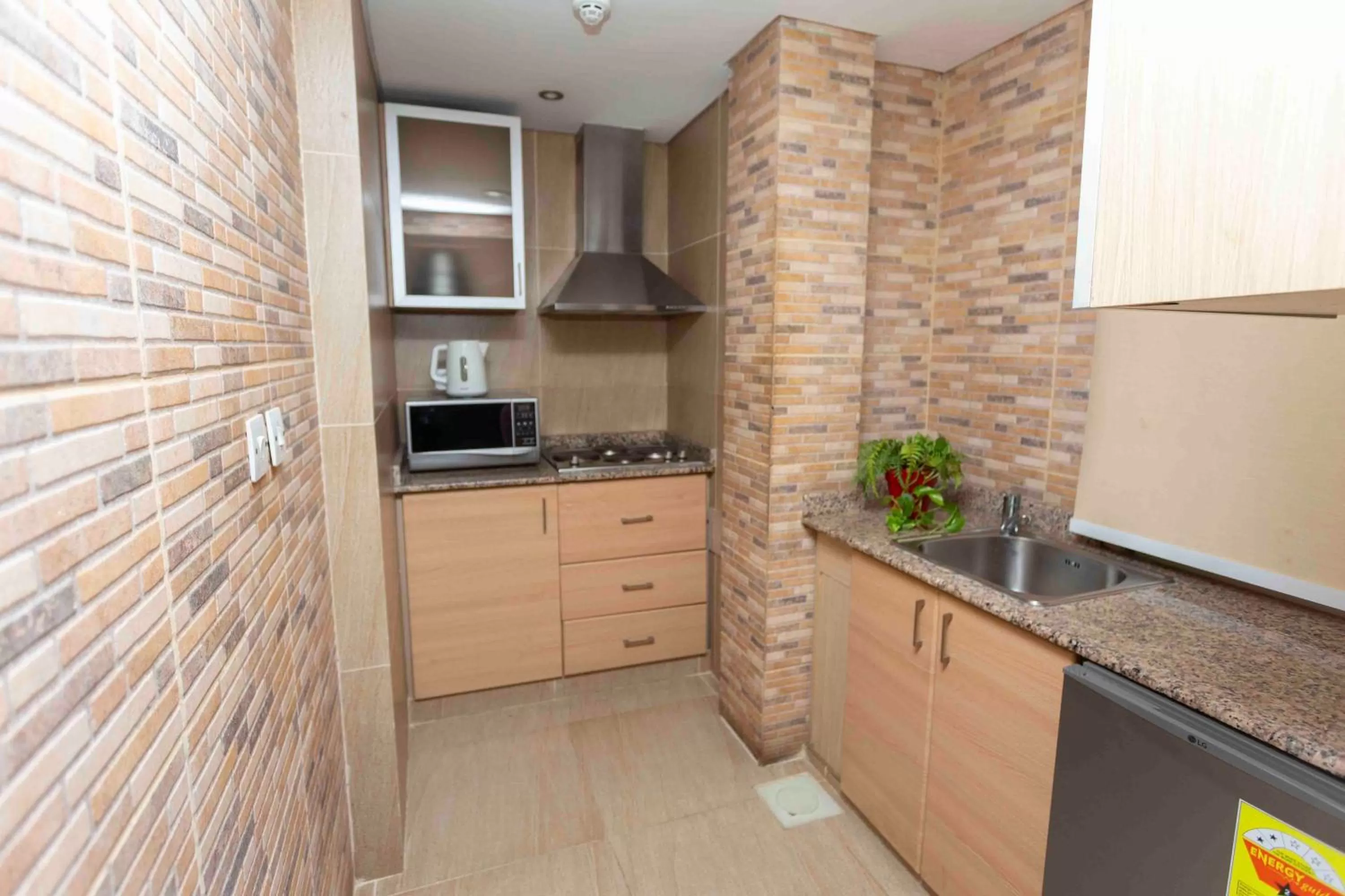 Roots Hotel Apartment