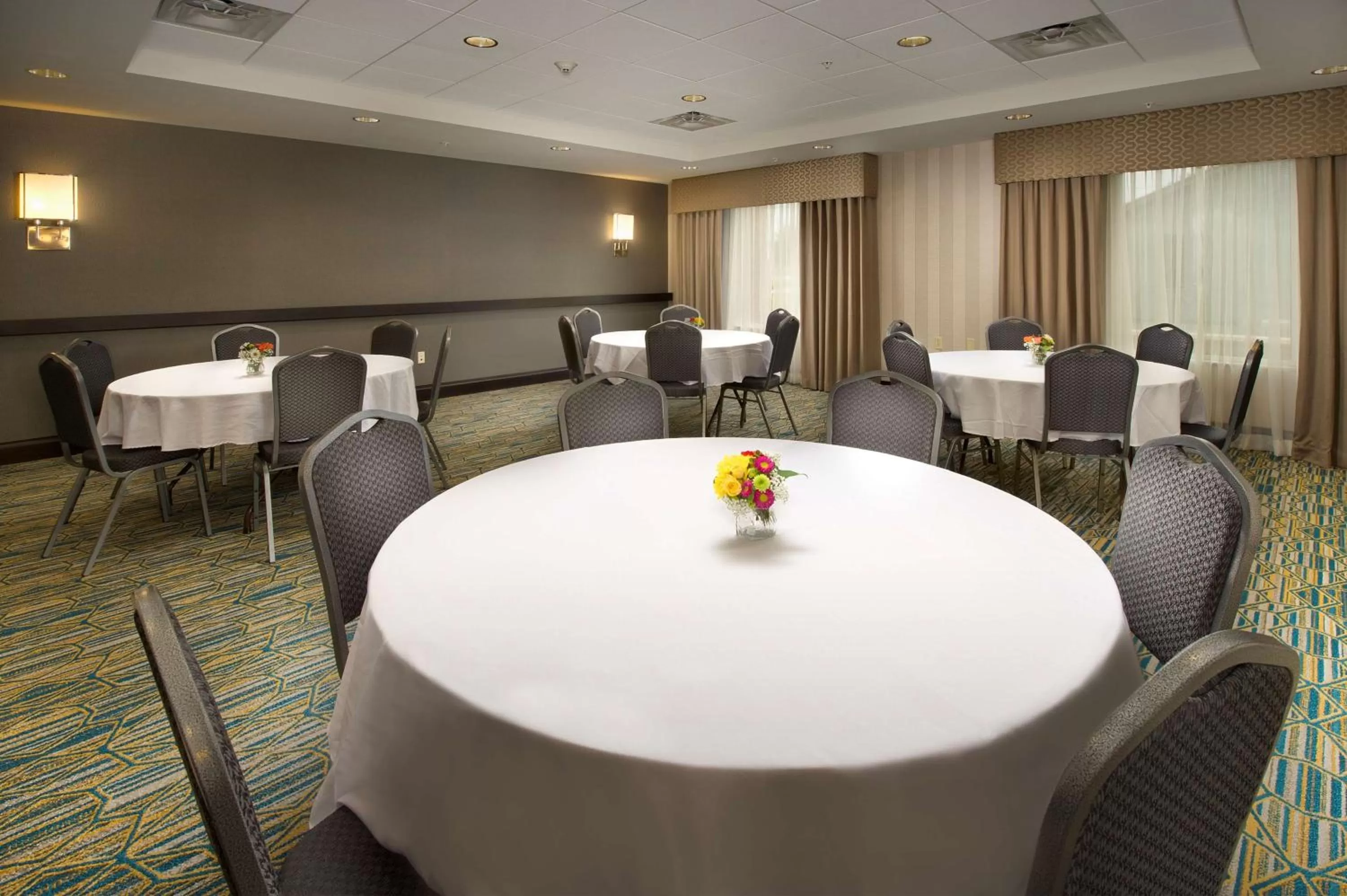 Meeting/conference room in Hampton Inn & Suites Syracuse/Carrier Circle