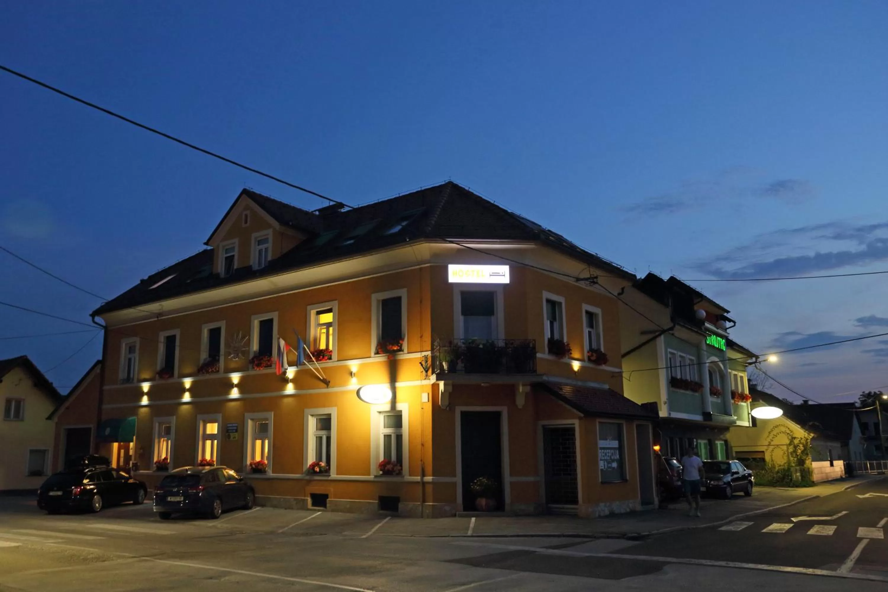 Property Building in Hostel Sonce