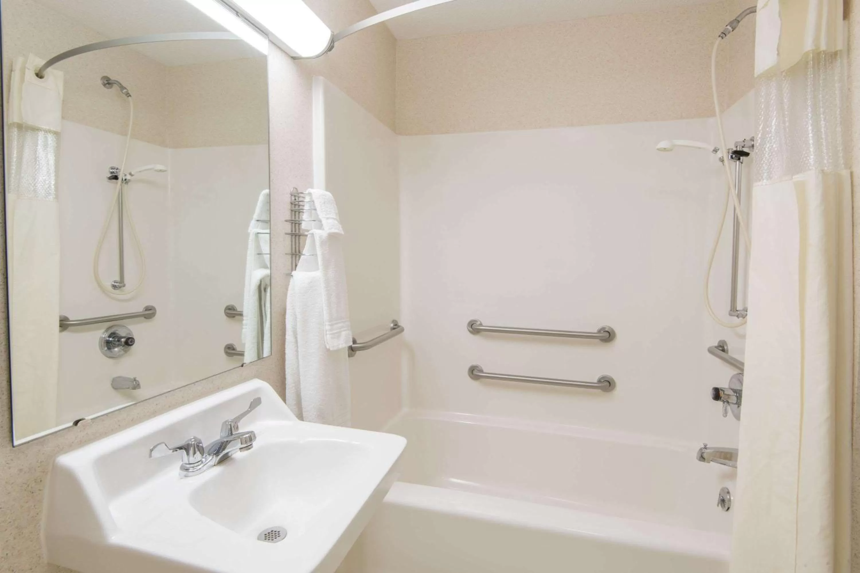 Bathroom in Days Inn by Wyndham Wooster