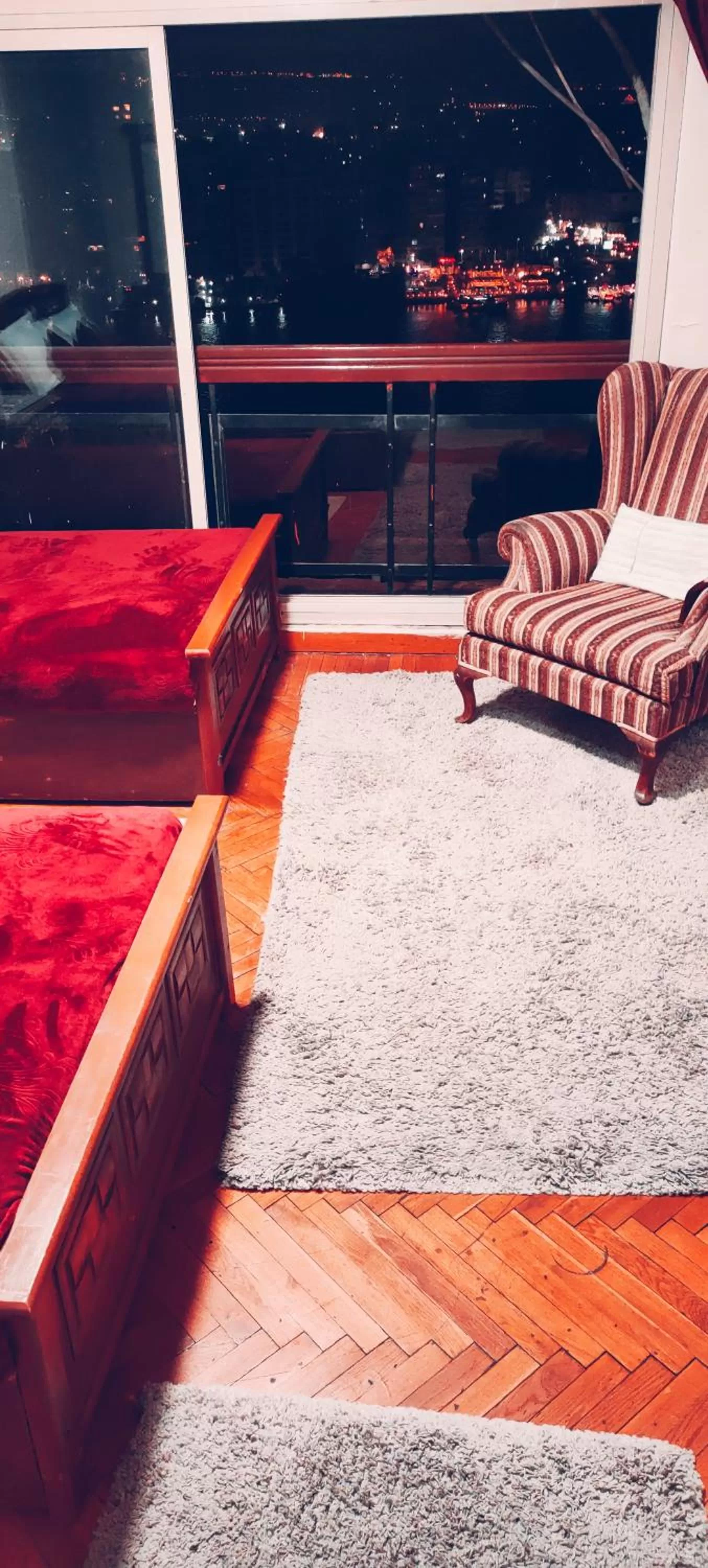 Night in Nile Star Suites & Apartments