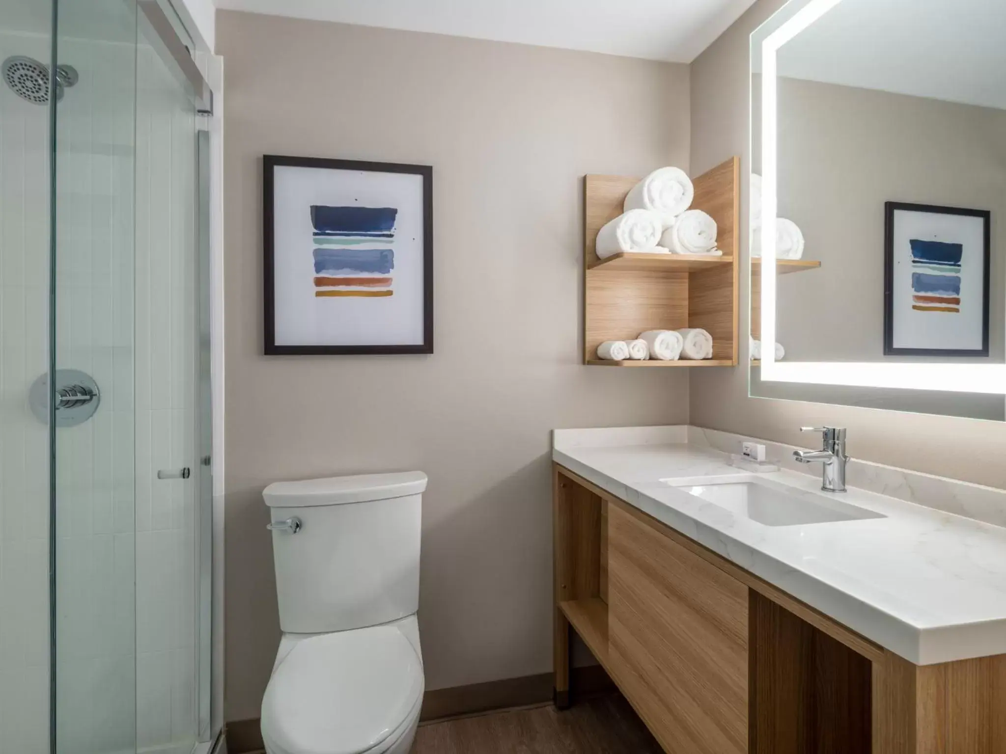 Studio Queen Suite in Staybridge Suites Chicago O'Hare - Rosemont by IHG Studio Queen Suite in Staybridge Suites Chicago O'Hare - Rosemont by IHG