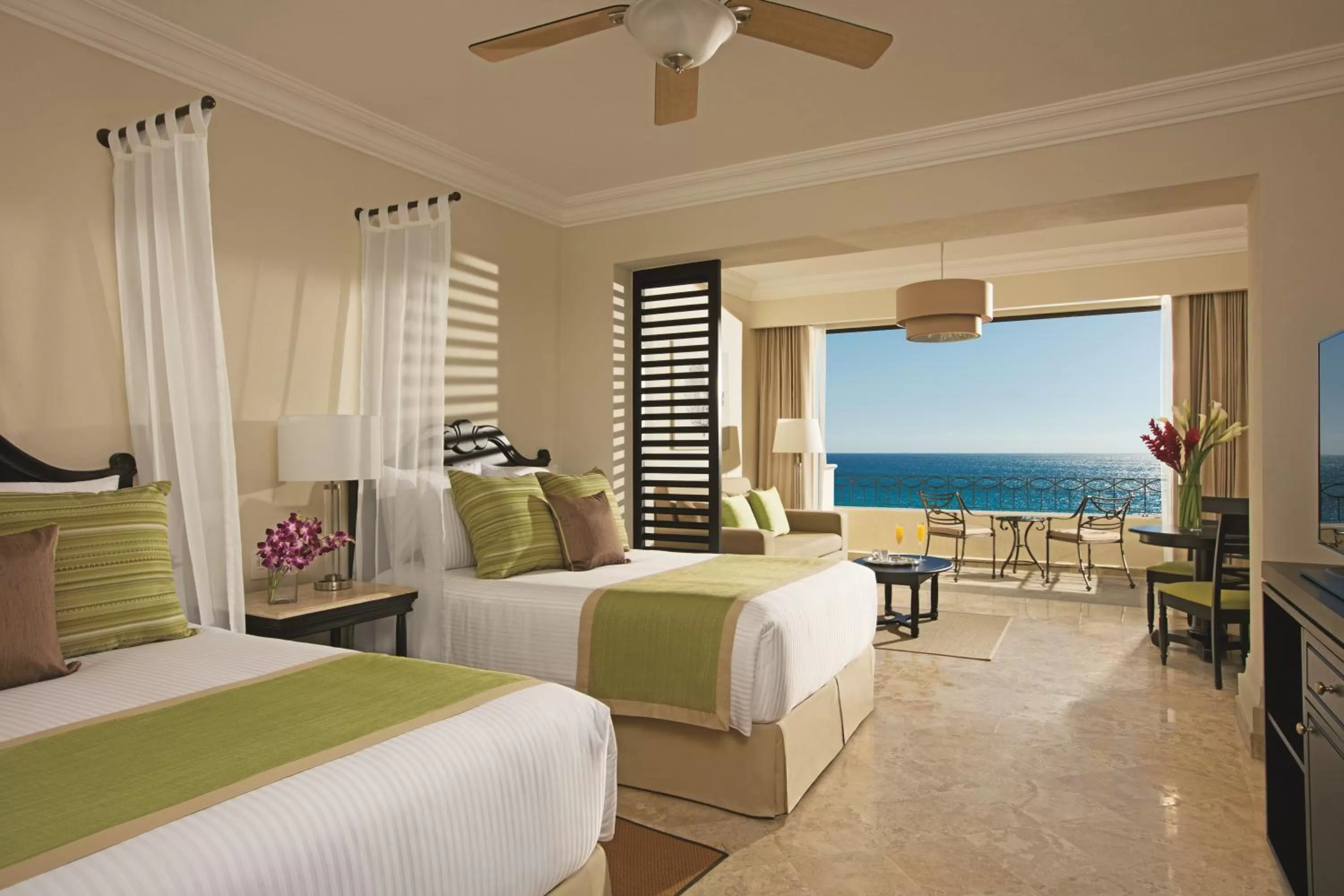 Bedroom, Bed in Dreams Los Cabos Suites Golf Resort & Spa
