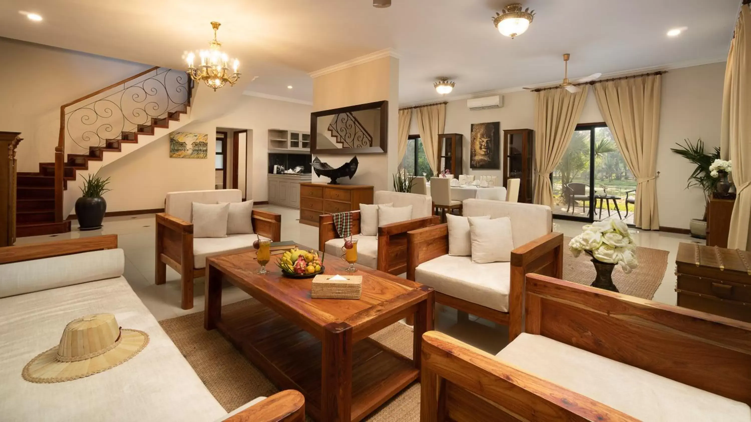 Private Five-Bedroom Home - Daily Afternoon Tea + Personal Butler + Personal Chef in Mane Family Vacation Private Five-Bedroom Home - Daily Afternoon Tea + Personal Butler + Personal Chef in Mane Family Vacation