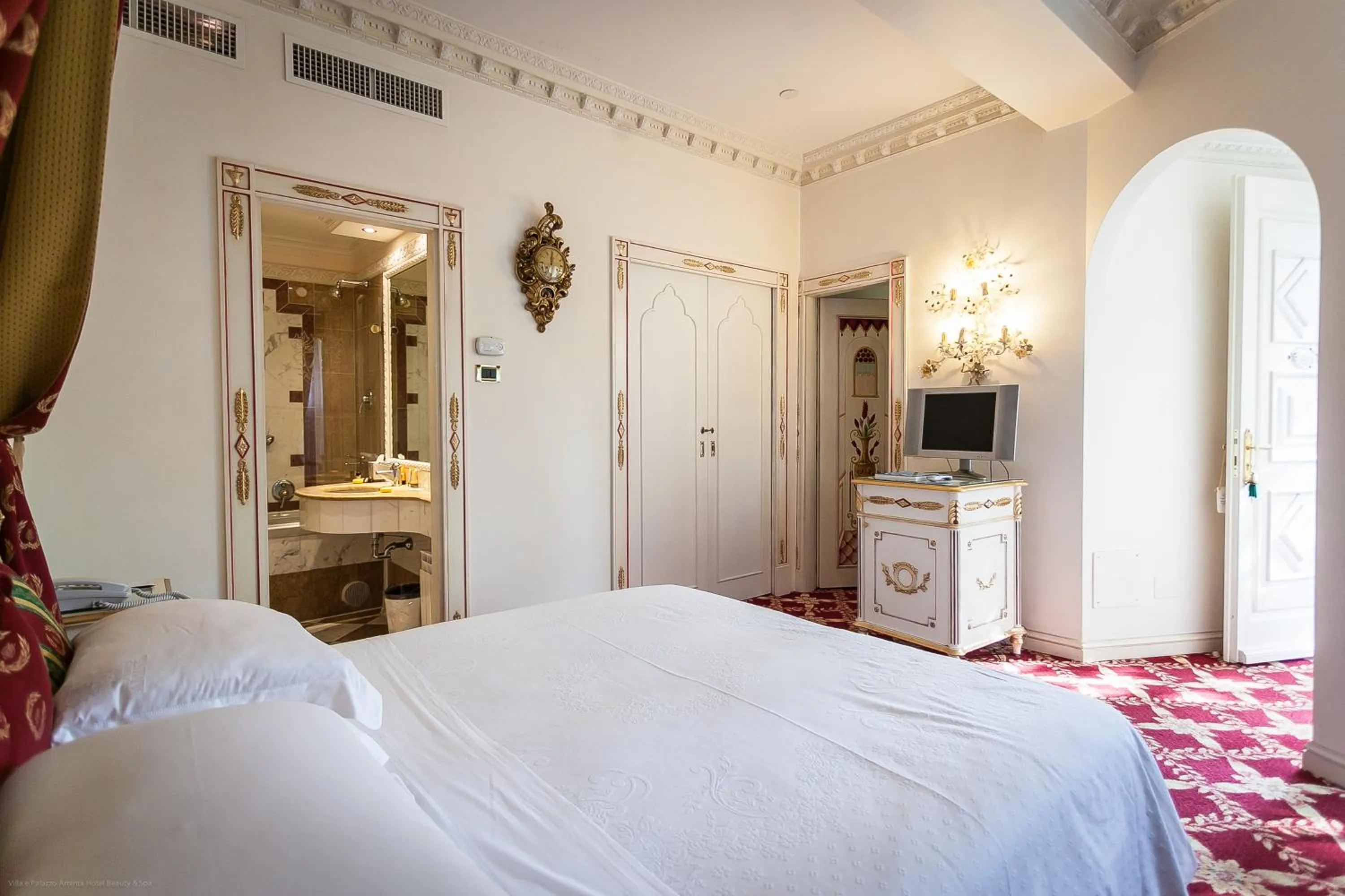 Double or Twin Room - Annex in Villa e Palazzo Aminta - A Leading Hotel of The World