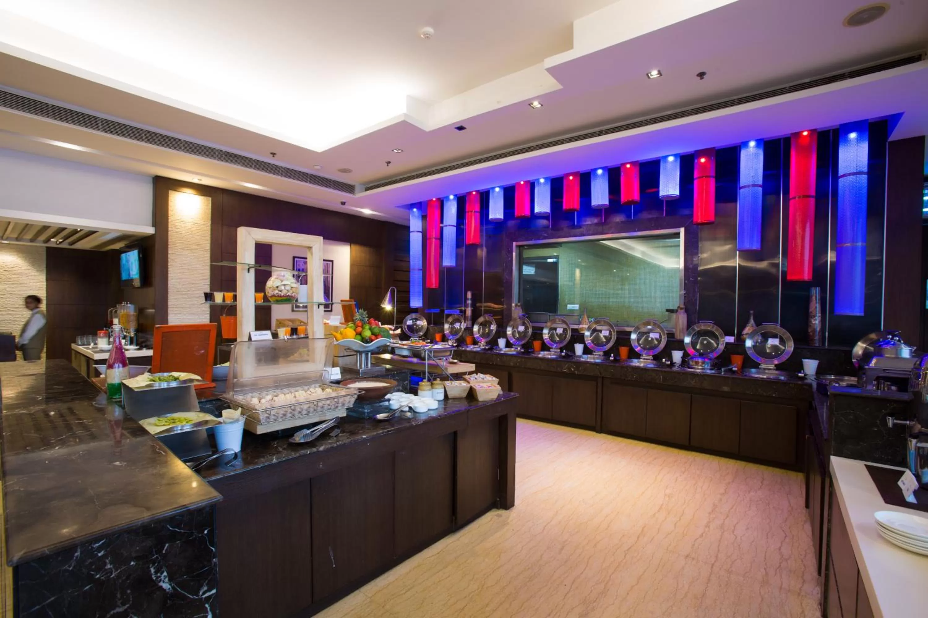 Restaurant/places to eat in Golden Tulip Chandigarh, Panchkula
