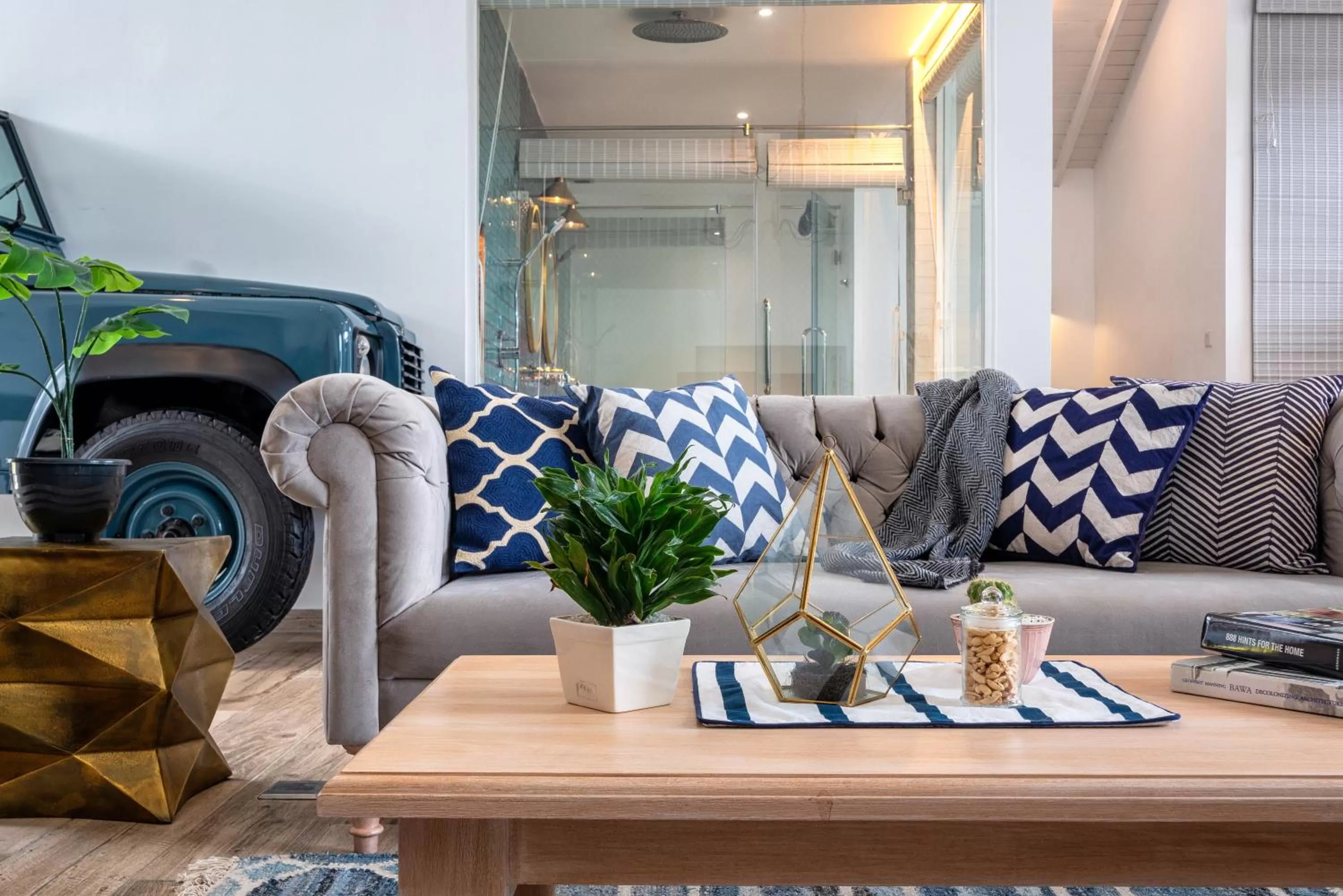 Living room in Triple O Six