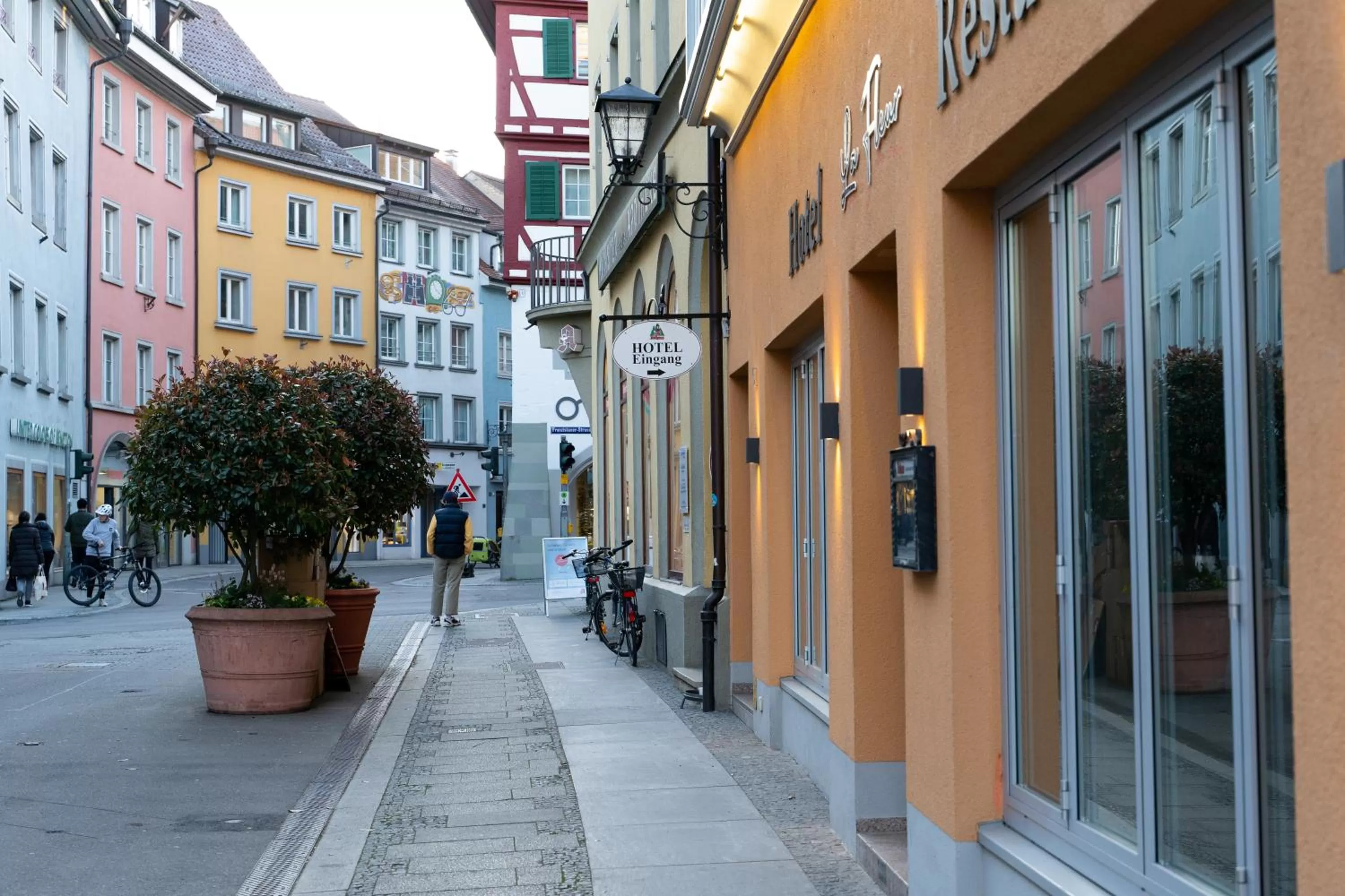 Property building in Hotel La Fleur