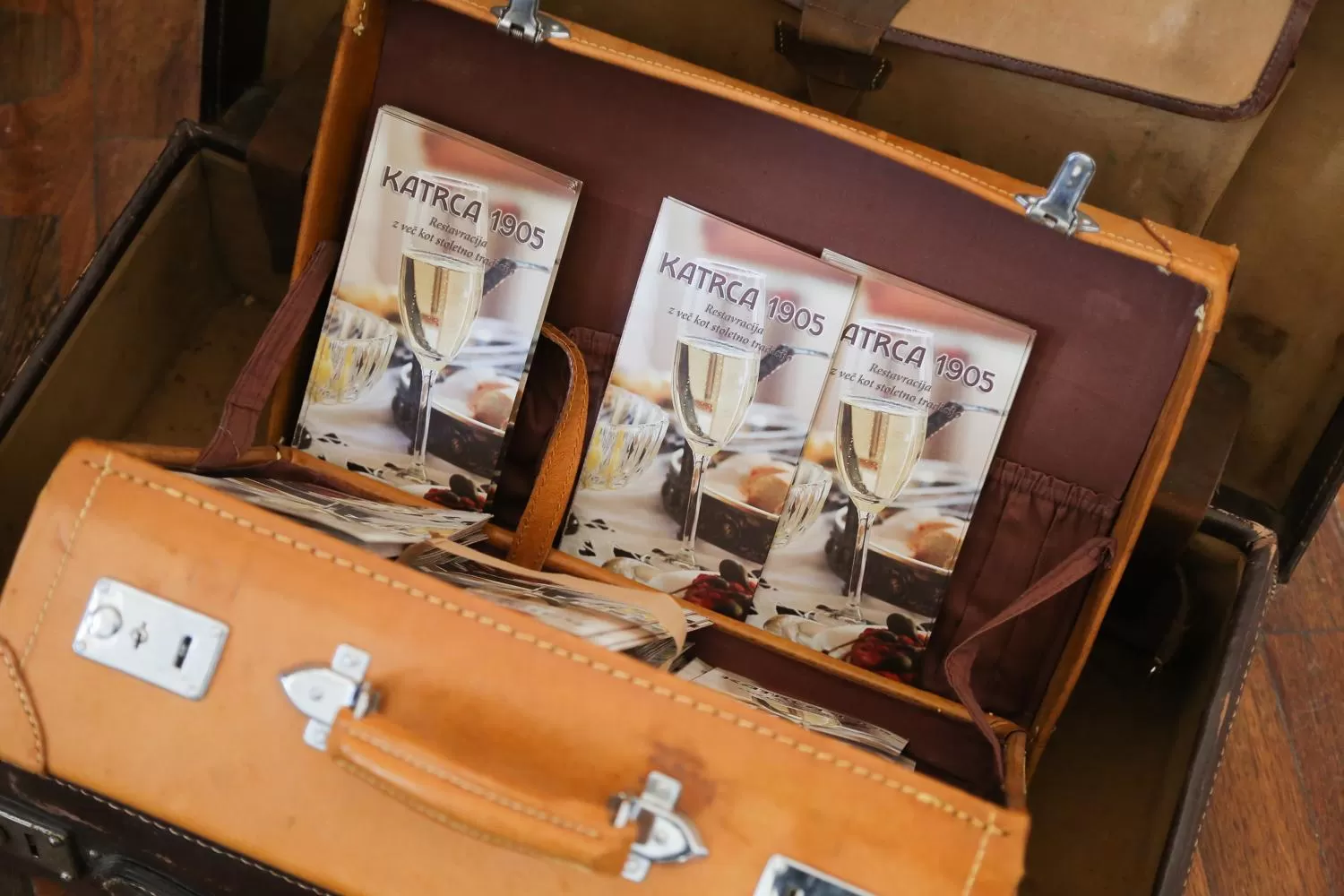 Decorative detail in Hotel Vila Katrca