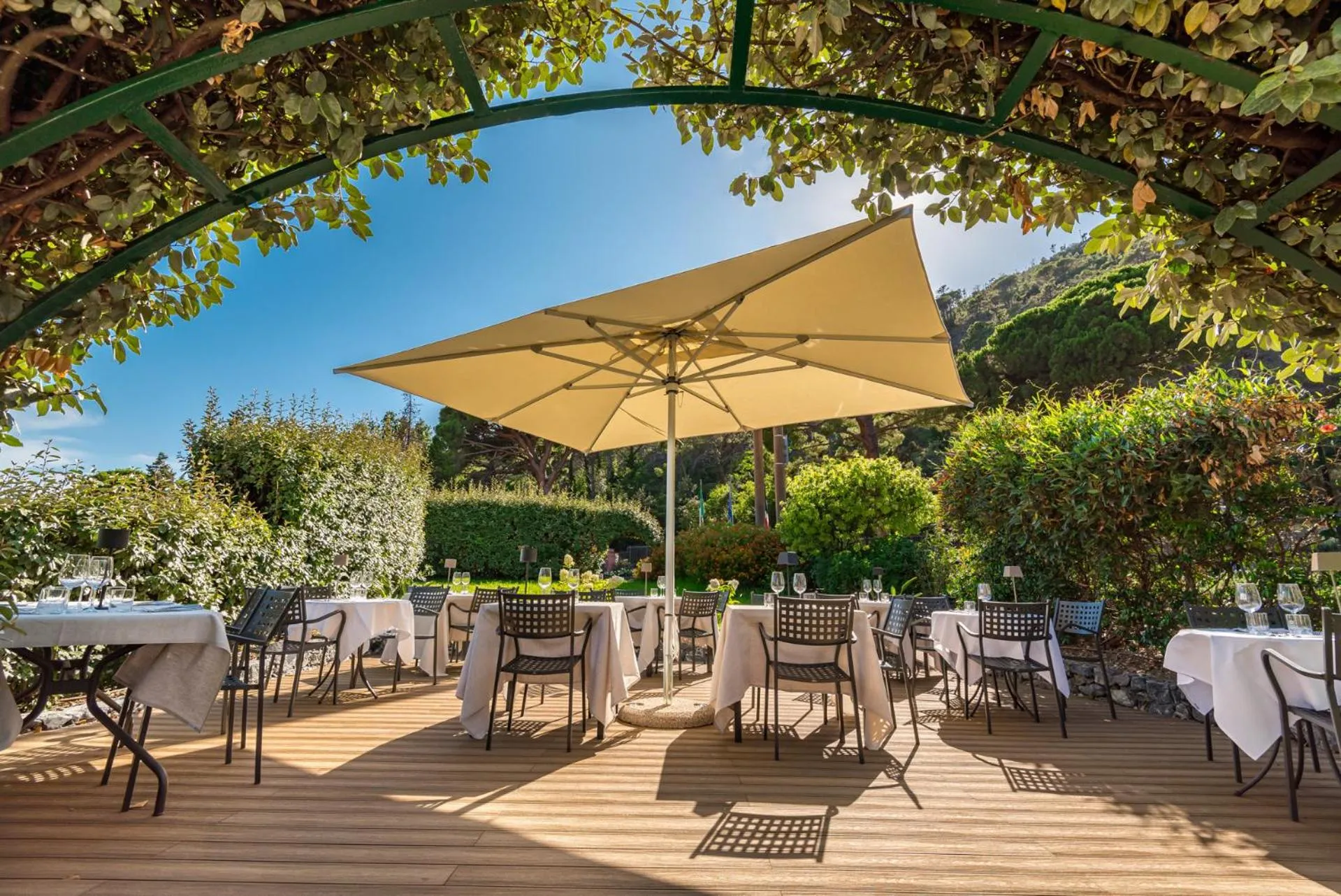 Restaurant/places to eat in Park Hotel Argento